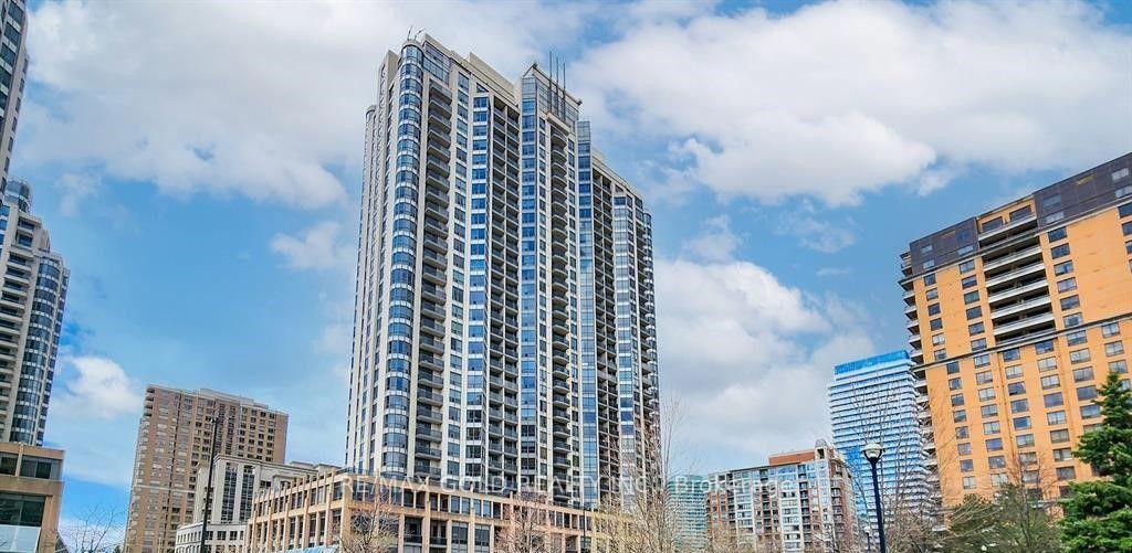 Front of Unit 1608, 10 Northtown Way