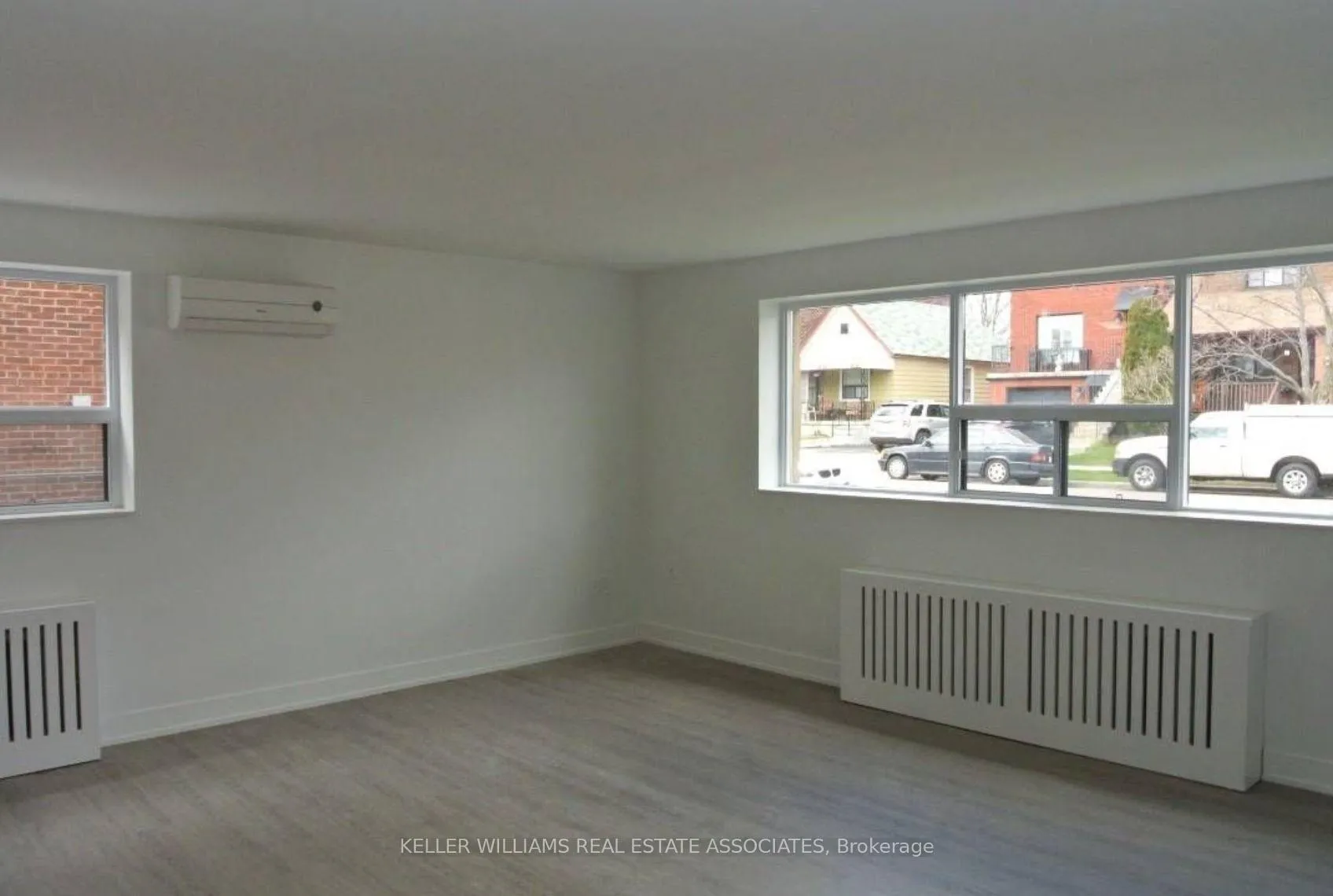 Photo 4 of Unit 101, 257 Torrens Avenue, Toronto, East York — HOMEH