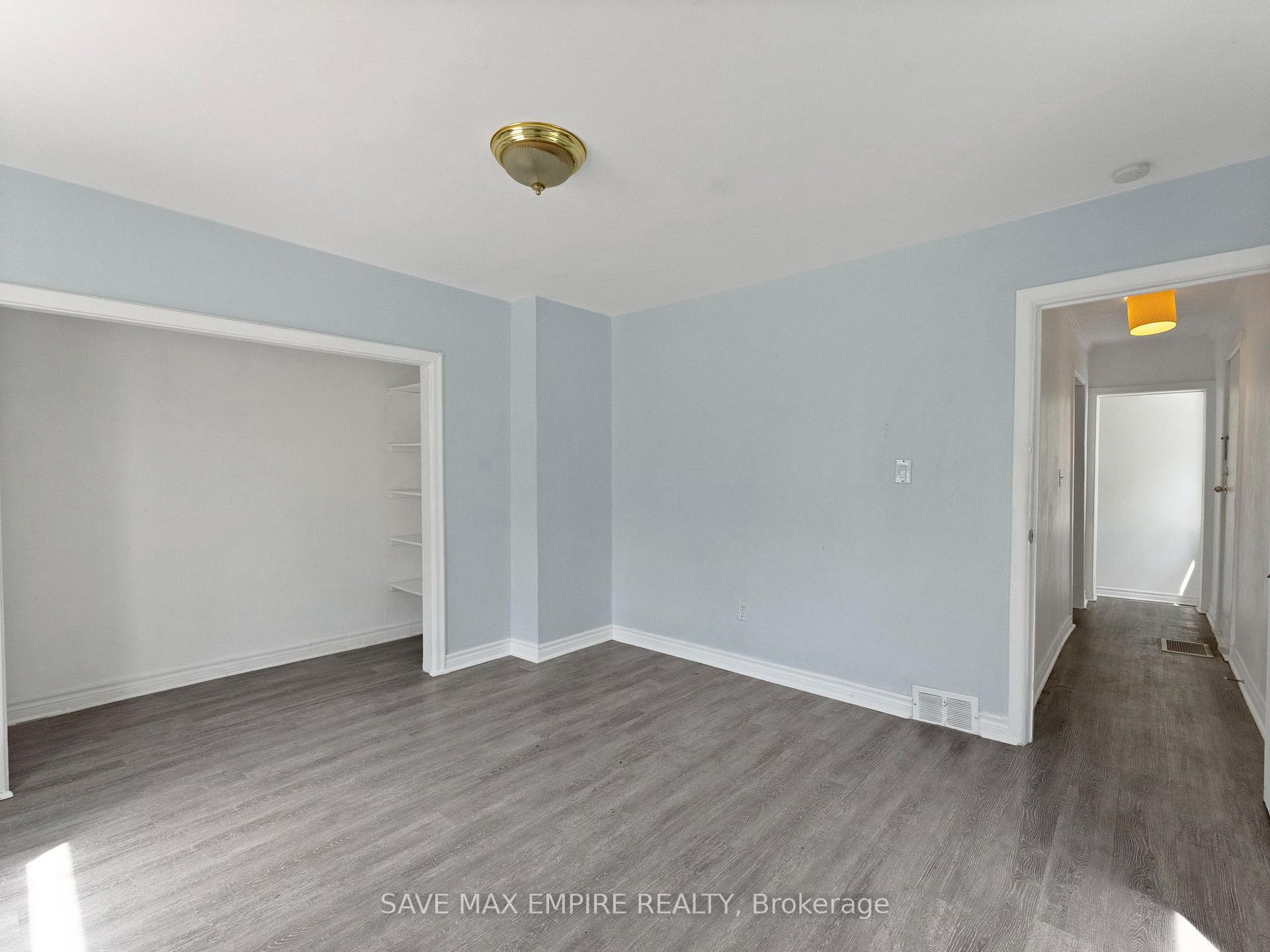 Photo 8 of 19 Minto Street, Toronto, Greenwood-Coxwell — HOMEH