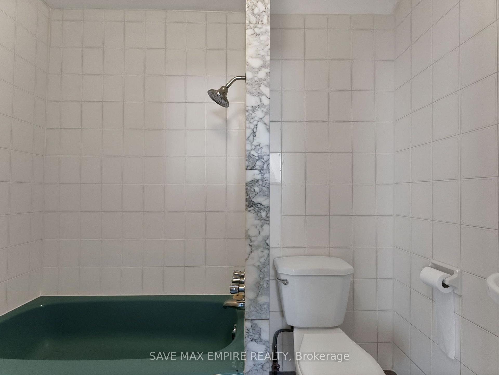 Photo 13 of 19 Minto Street, Toronto, Greenwood-Coxwell — HOMEH