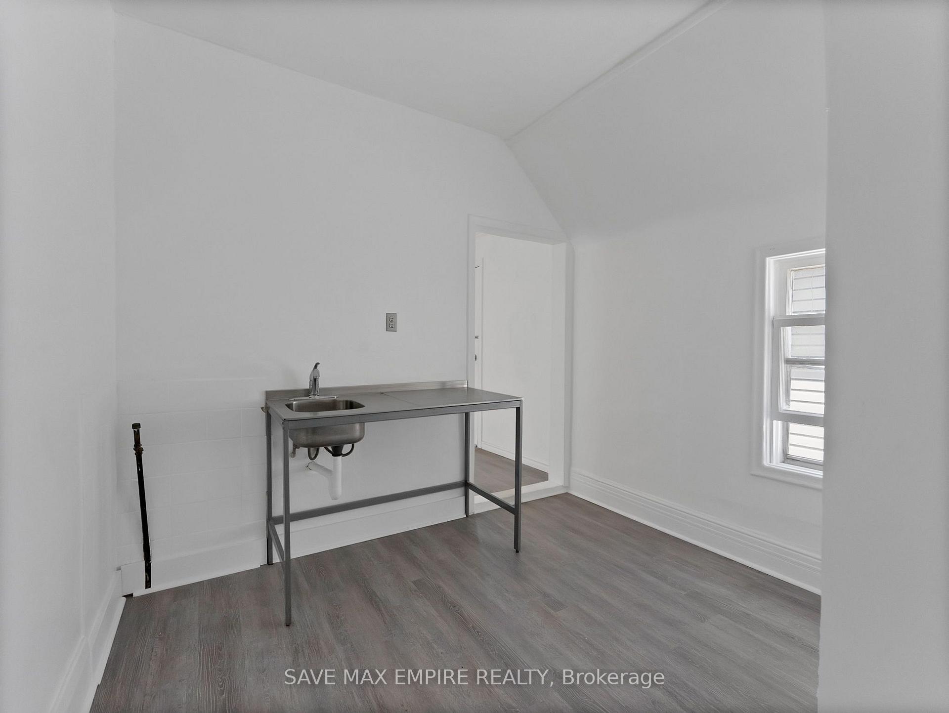 Photo 19 of 19 Minto Street, Toronto, Greenwood-Coxwell — HOMEH
