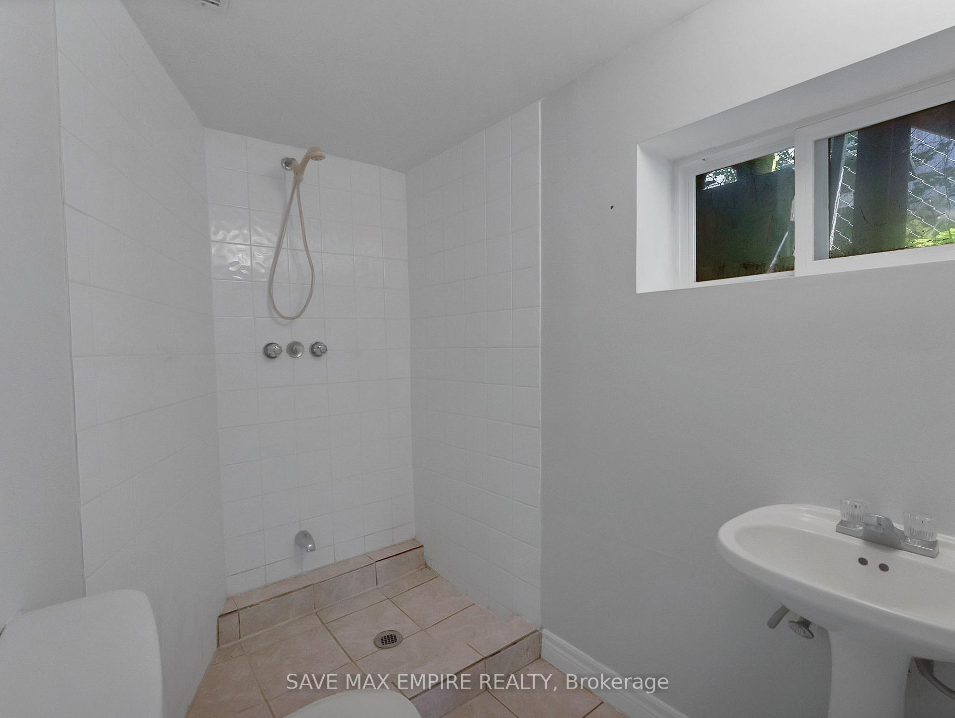 Photo 25 of 19 Minto Street, Toronto, Greenwood-Coxwell — HOMEH