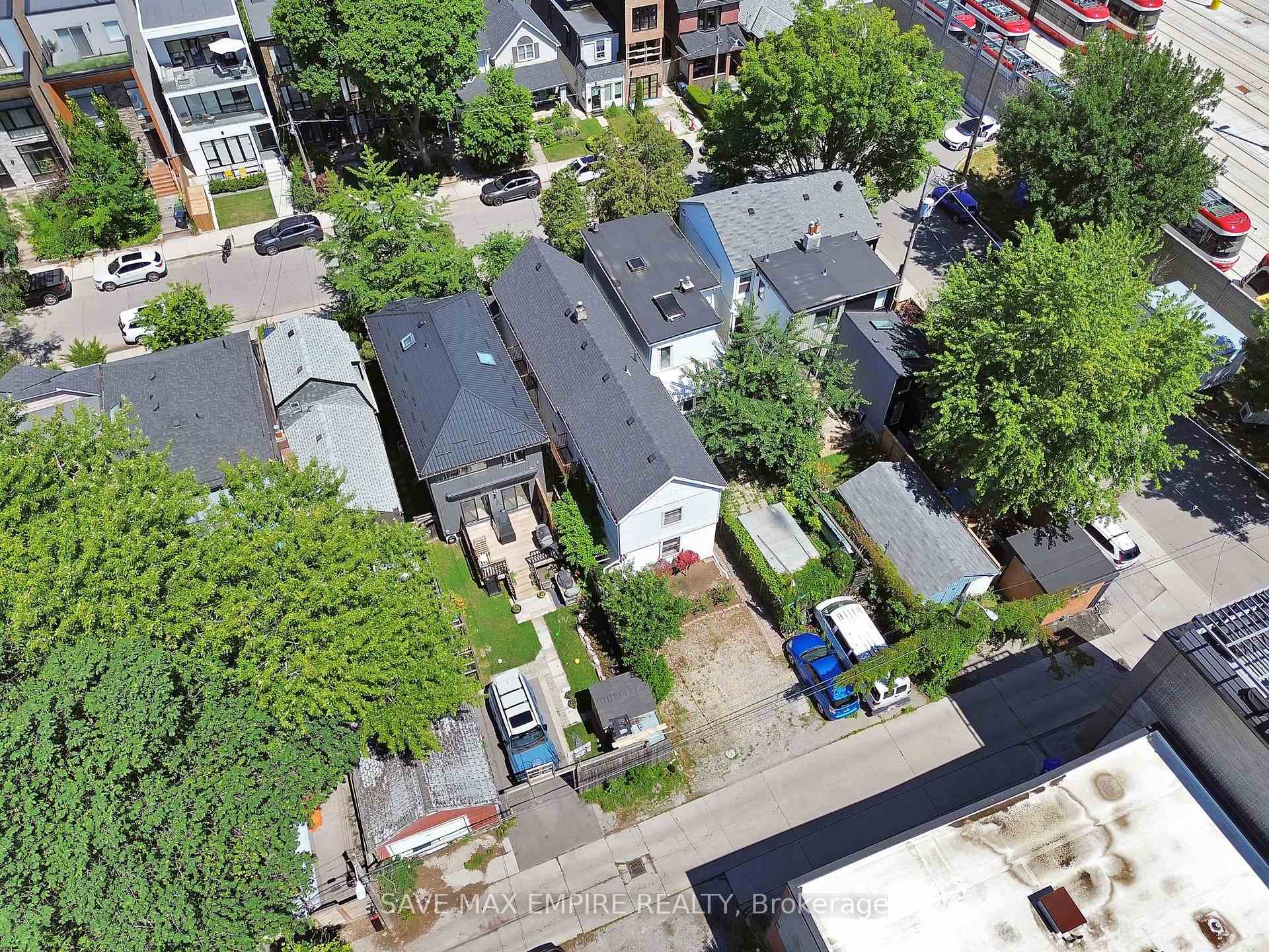 Photo 30 of 19 Minto Street, Toronto, Greenwood-Coxwell — HOMEH