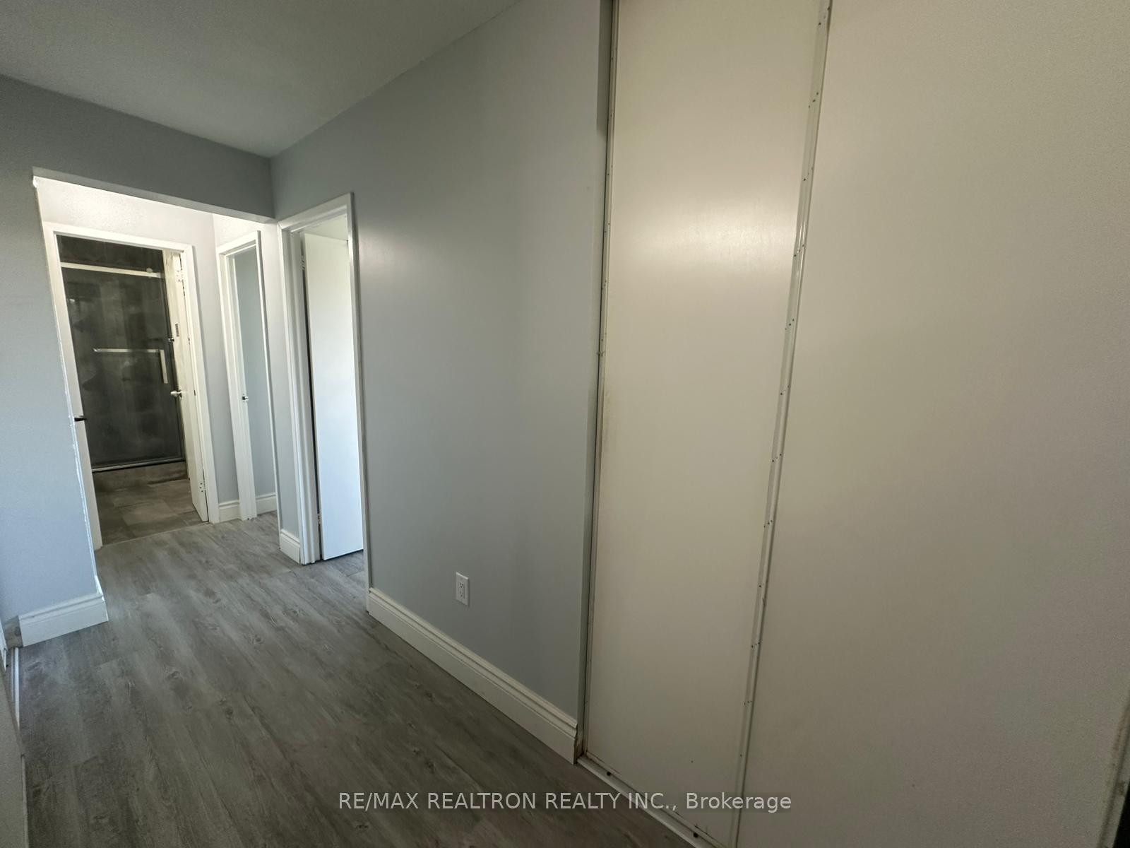 Photo 13 of Unit 1401, 100 Leeward Glenway, Toronto, Flemingdon Park — HOMEH