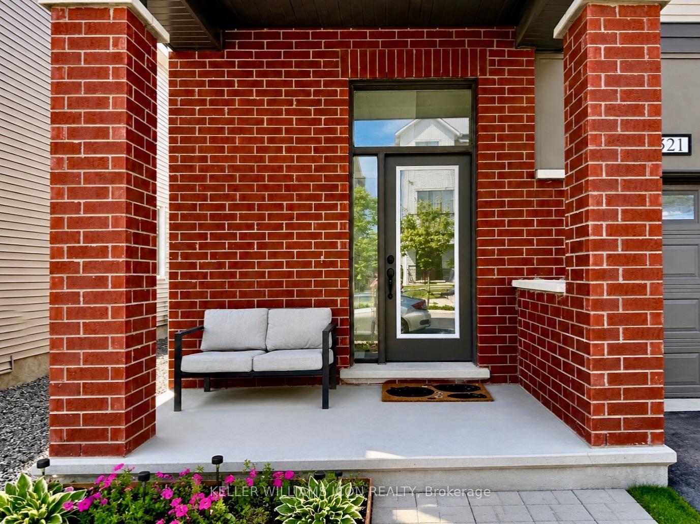 Photo 2 of 521 Rye Grass Way, Ottawa, Barrhaven - Half Moon Bay — HOMEH