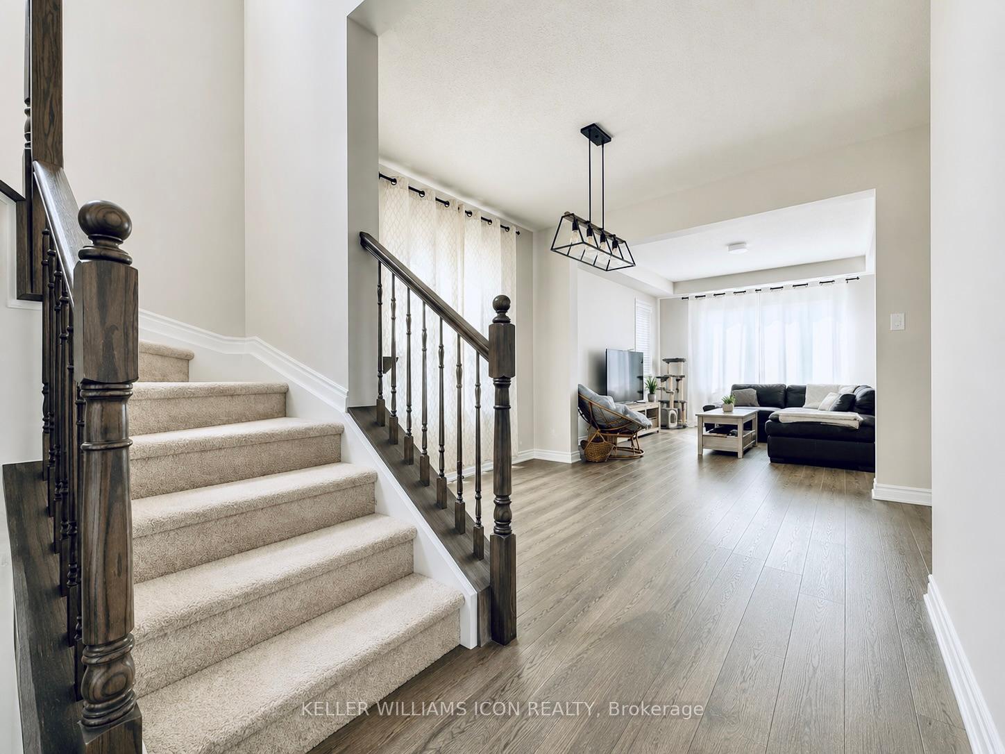 Photo 5 of 521 Rye Grass Way, Ottawa, Barrhaven - Half Moon Bay — HOMEH