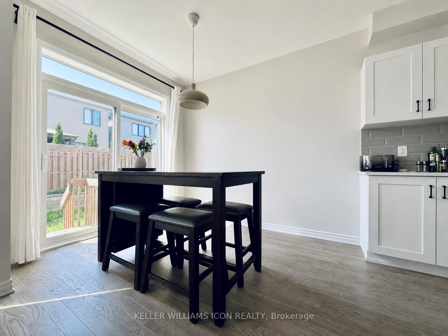 Photo 10 of 521 Rye Grass Way, Ottawa, Barrhaven - Half Moon Bay — HOMEH