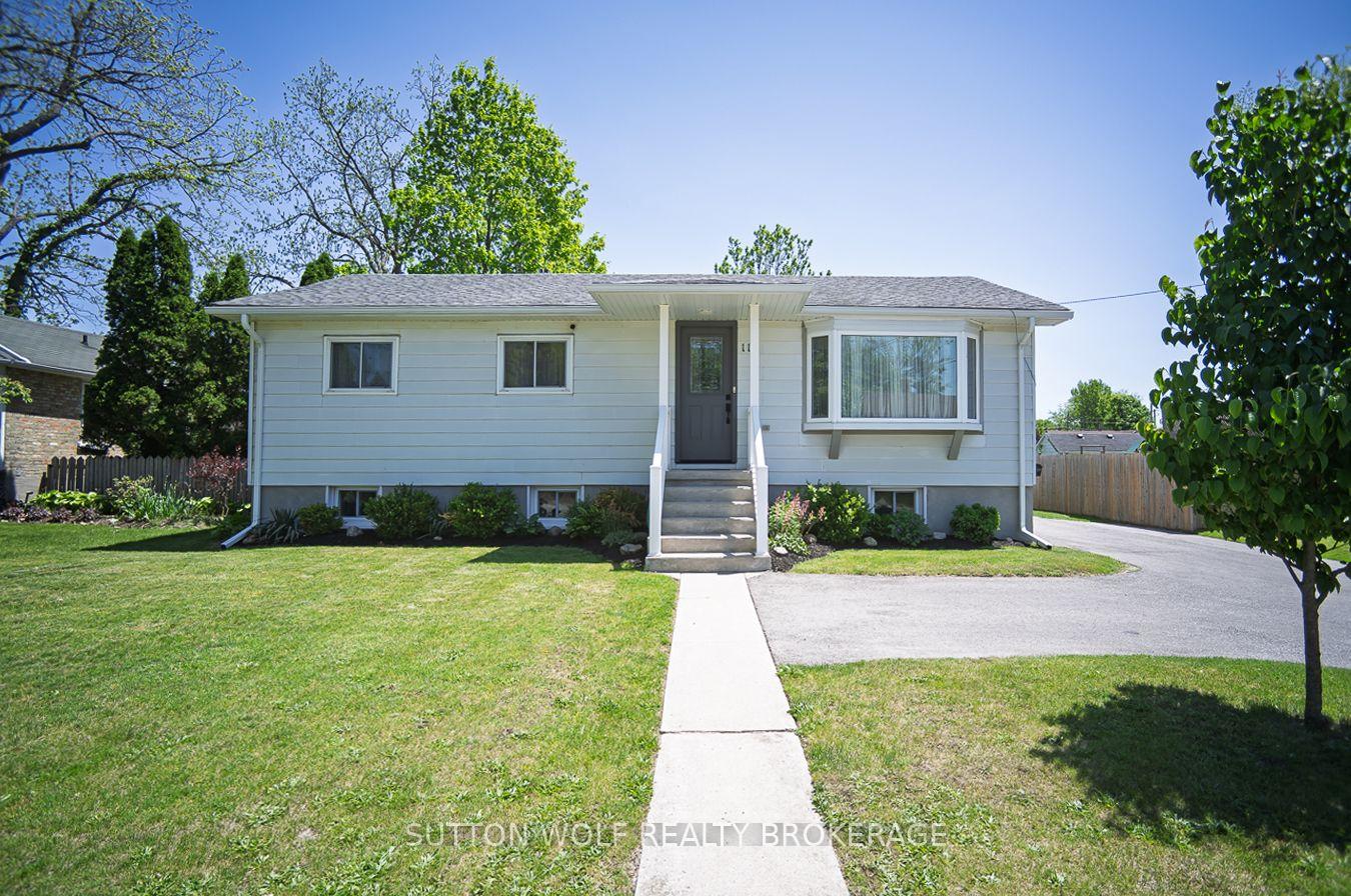 Photo 1 of 112 Metcalfe Street E, Strathroy-Caradoc, SE — HOMEH