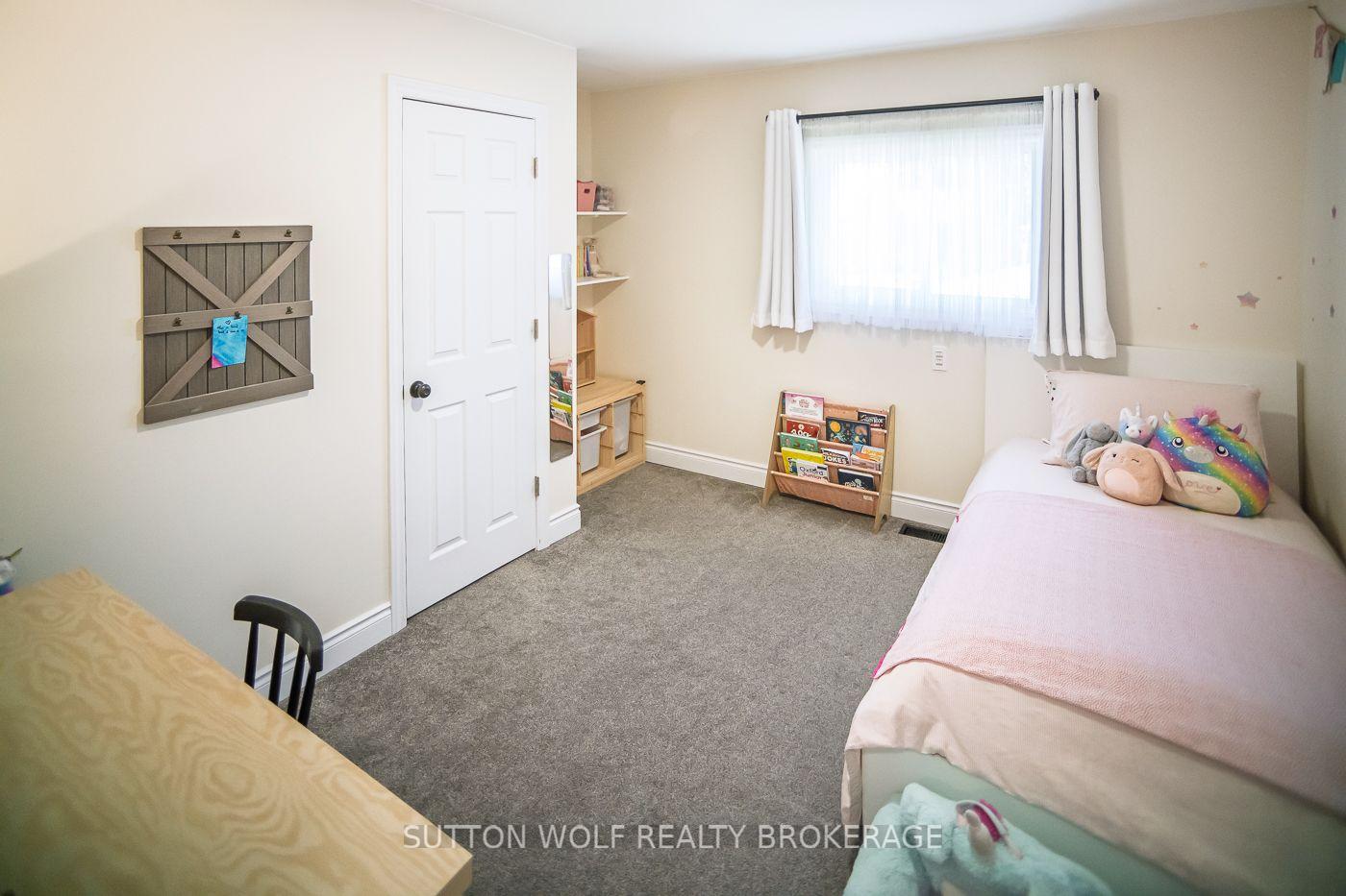 Photo 20 of 112 Metcalfe Street E, Strathroy-Caradoc, SE — HOMEH