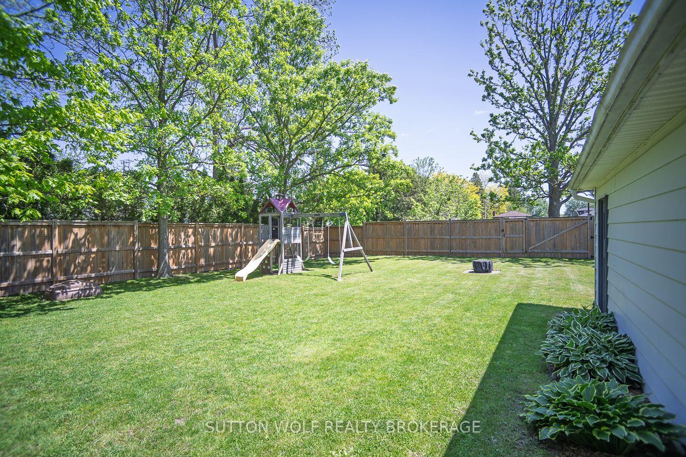 Photo 45 of 112 Metcalfe Street E, Strathroy-Caradoc, SE — HOMEH