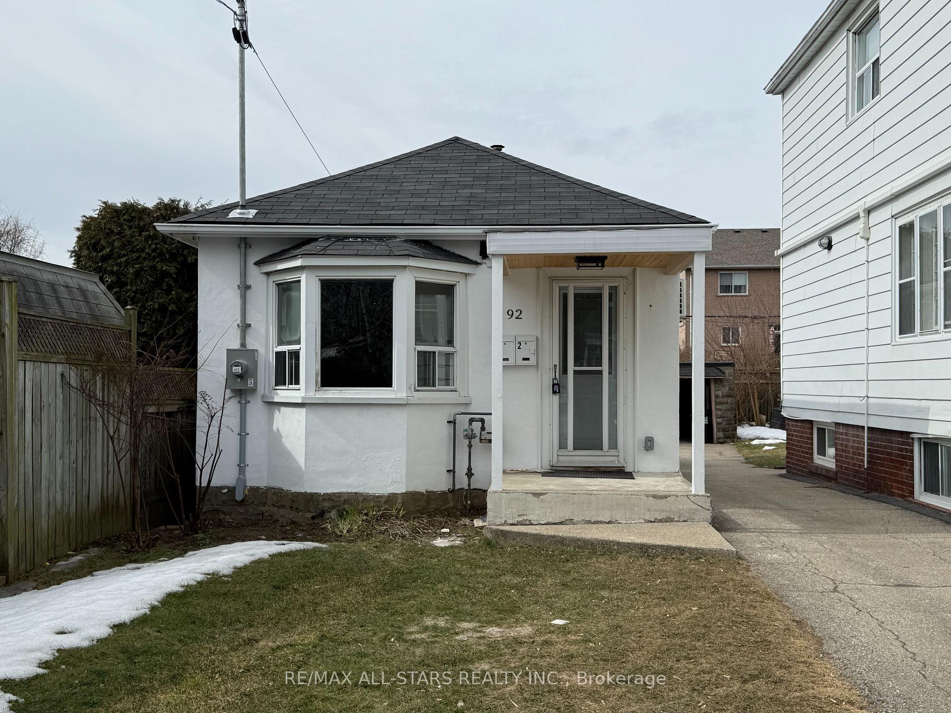 Photo 1 of Unit 2, 92 Thirty Ninth Street, Etobicoke, Long Branch — HOMEH