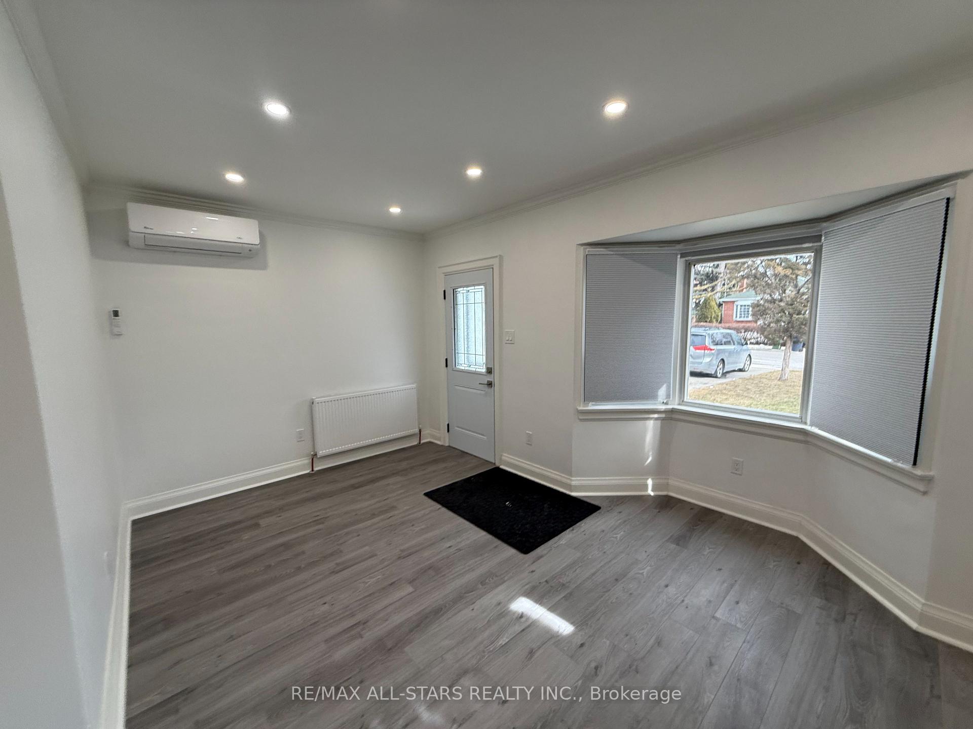 Photo 7 of Unit 2, 92 Thirty Ninth Street, Etobicoke, Long Branch — HOMEH