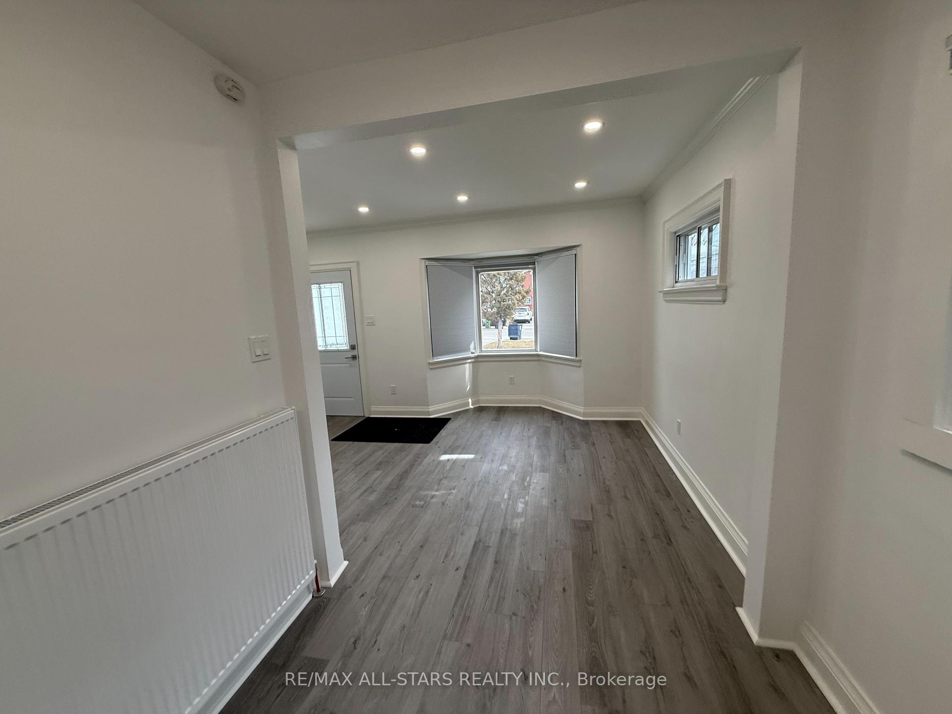Photo 16 of Unit 2, 92 Thirty Ninth Street, Etobicoke, Long Branch — HOMEH