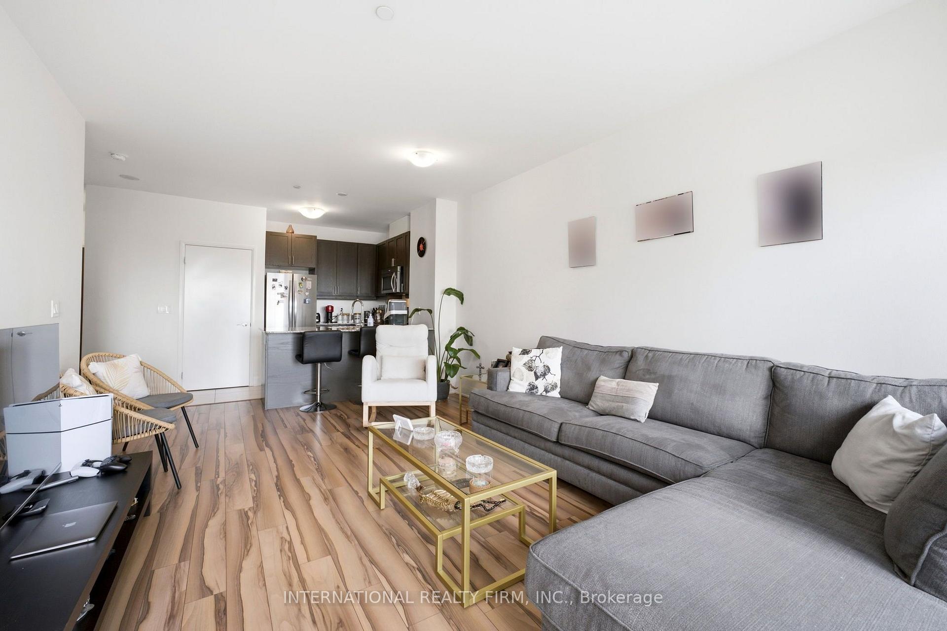 Photo 9 of Unit 519, 2900 Highway 7 Road, Vaughan, Concord — HOMEH