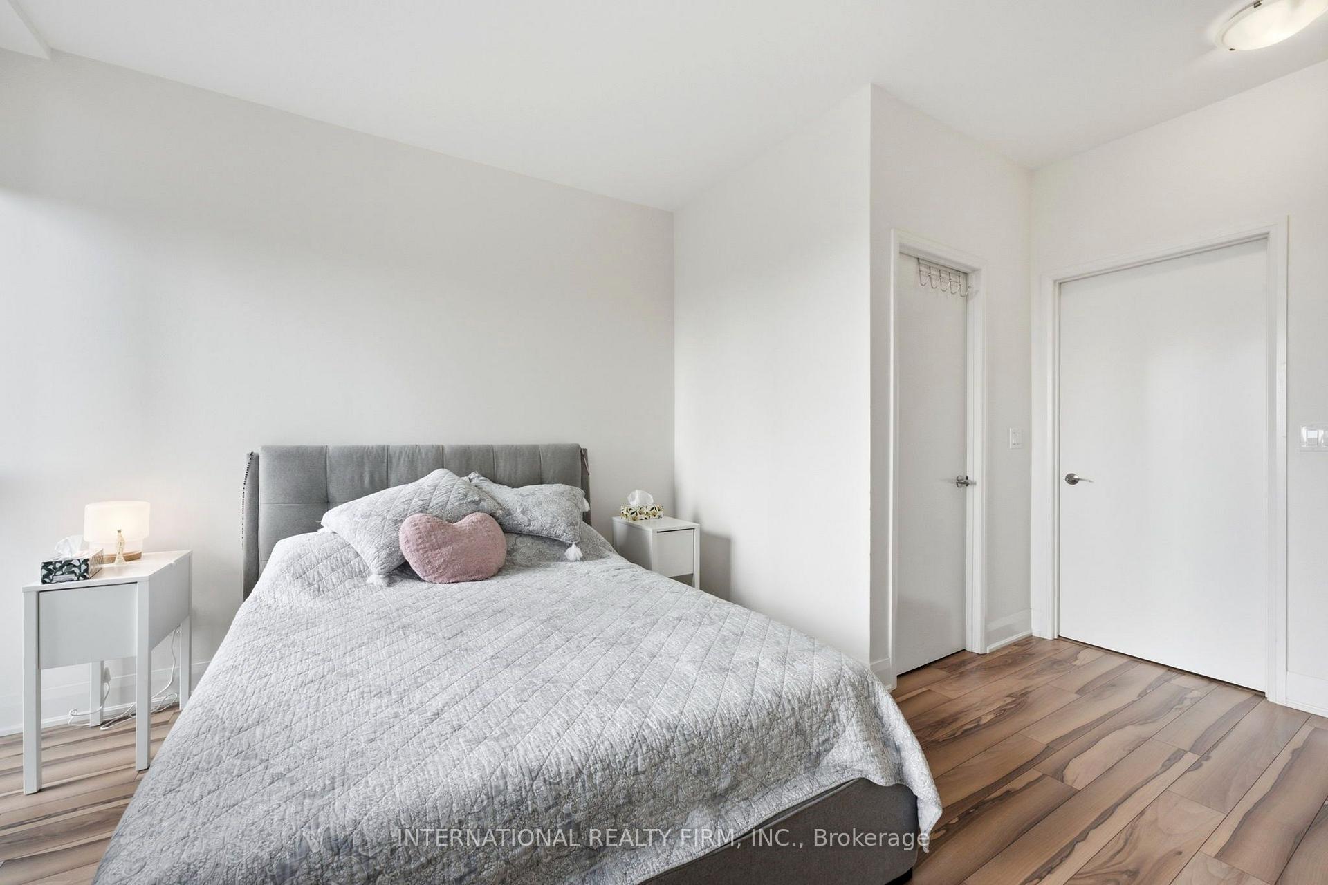 Photo 12 of Unit 519, 2900 Highway 7 Road, Vaughan, Concord — HOMEH