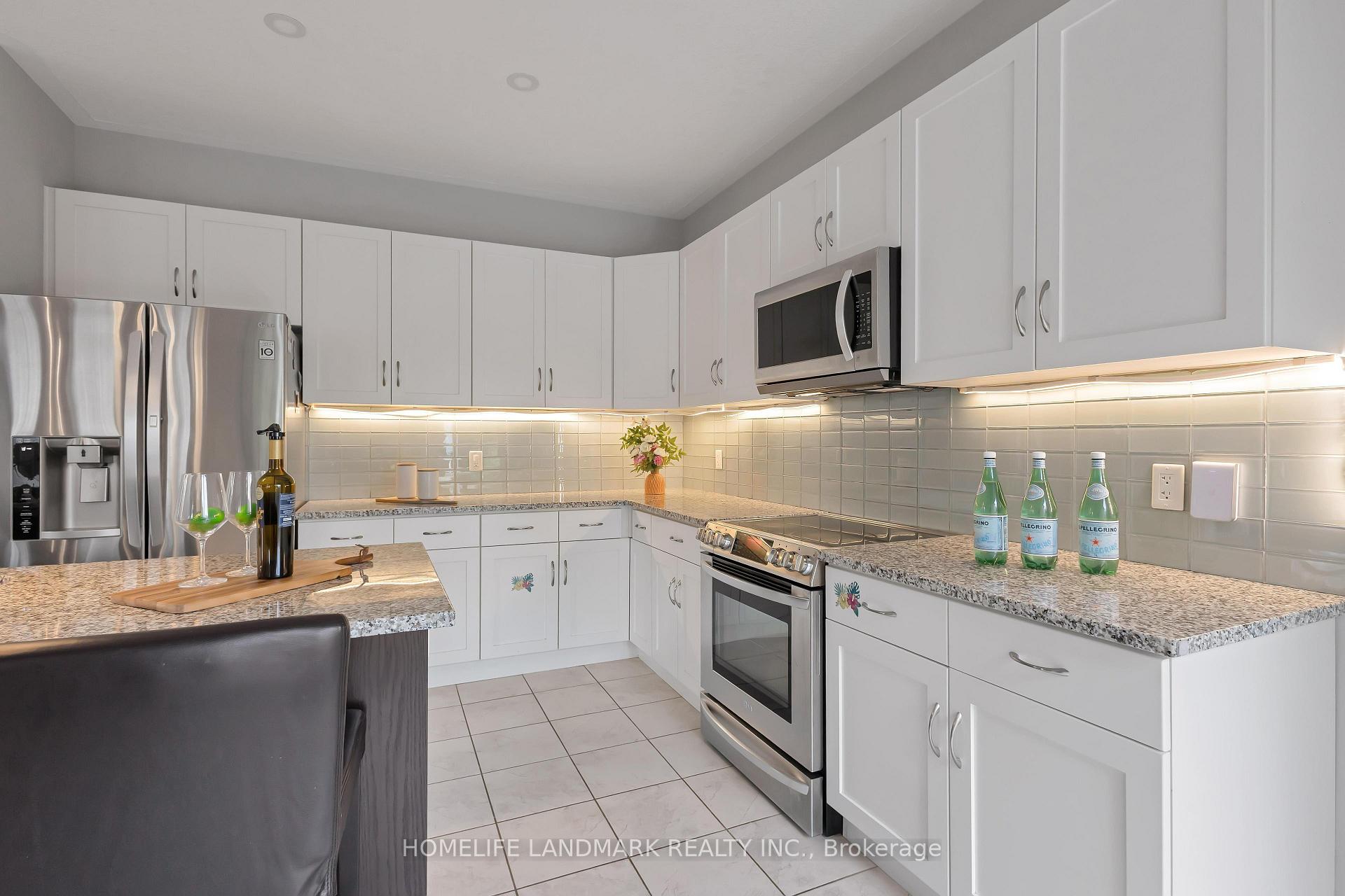 Photo 11 of 225 Tremaine Crescent, Kitchener, Idlewood — HOMEH