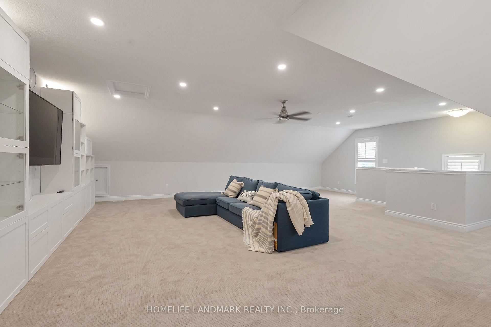 Photo 36 of 225 Tremaine Crescent, Kitchener, Idlewood — HOMEH