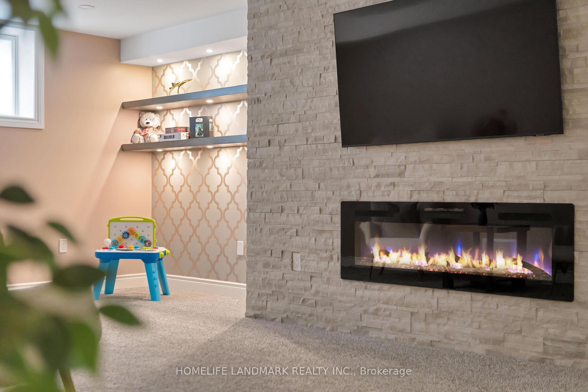 Photo 40 of 225 Tremaine Crescent, Kitchener, Idlewood — HOMEH