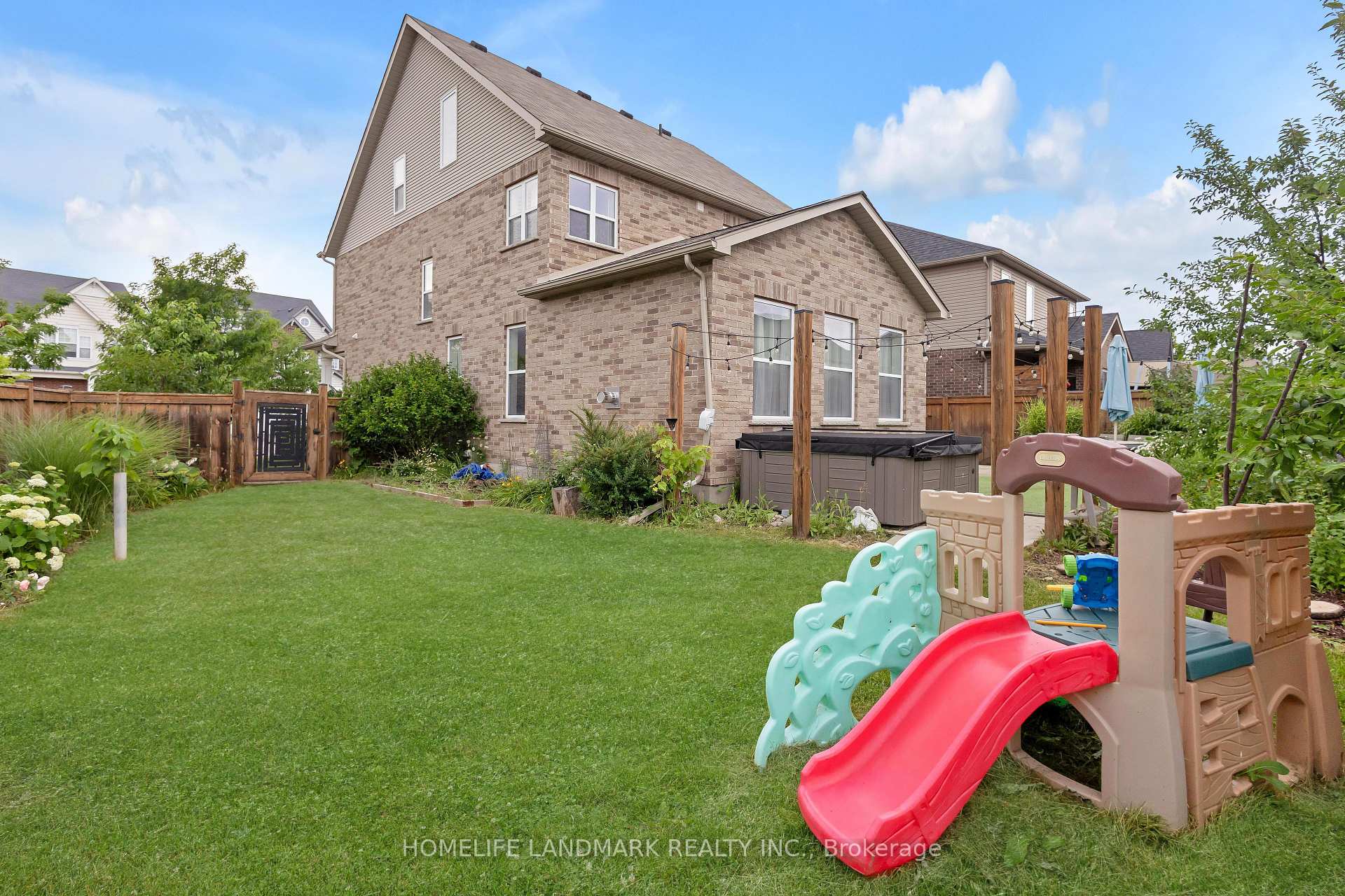 Photo 48 of 225 Tremaine Crescent, Kitchener, Idlewood — HOMEH