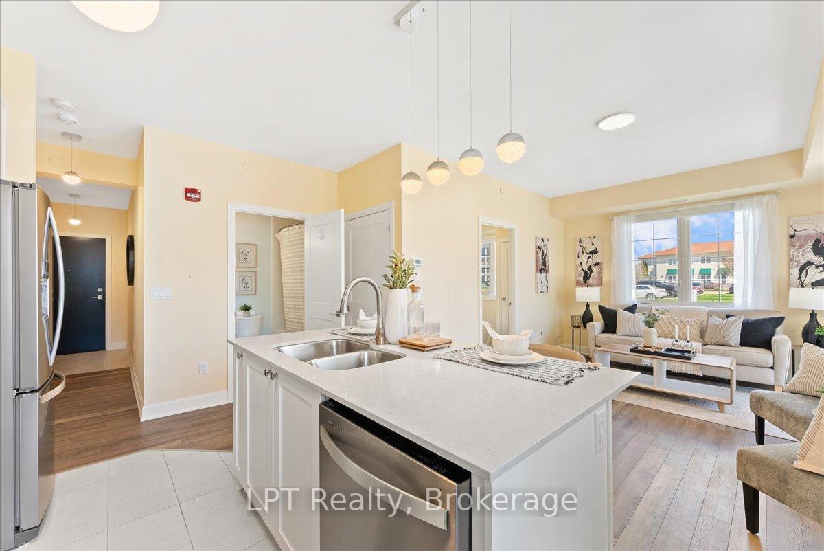 Photo 13 of Unit 102, 50 Lakebreeze Drive, Clarington, Newcastle — HOMEH