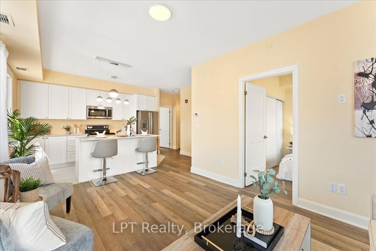 Photo 21 of Unit 102, 50 Lakebreeze Drive, Clarington, Newcastle — HOMEH