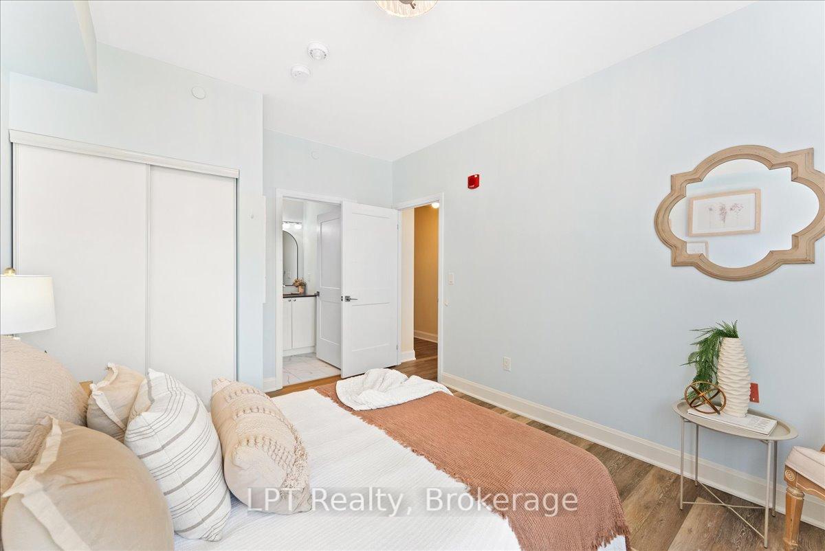 Photo 28 of Unit 102, 50 Lakebreeze Drive, Clarington, Newcastle — HOMEH