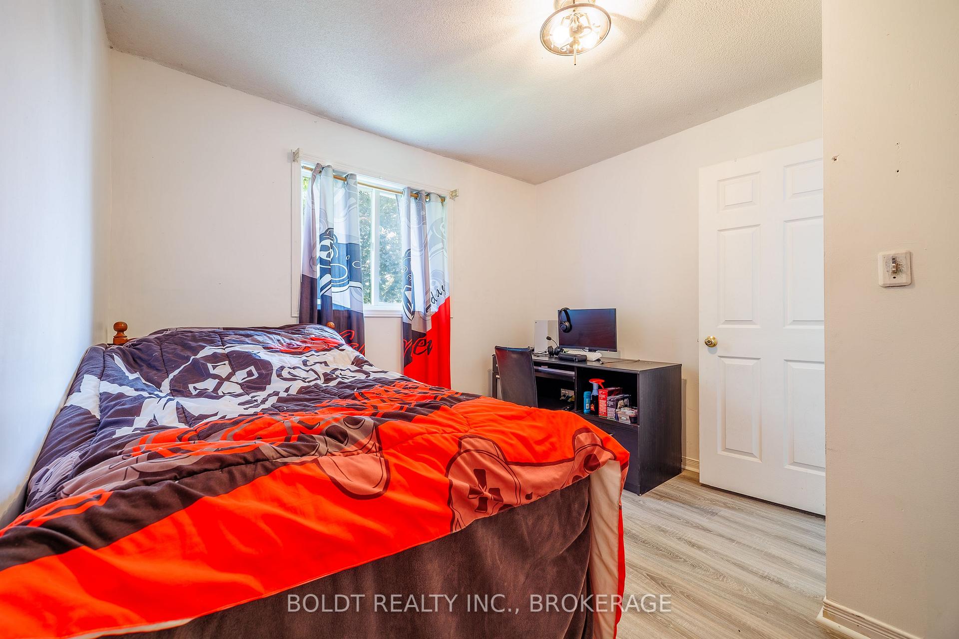 Photo 15 of 10 Maria Street, St. Catharines, Rykert/Vansickle — HOMEH