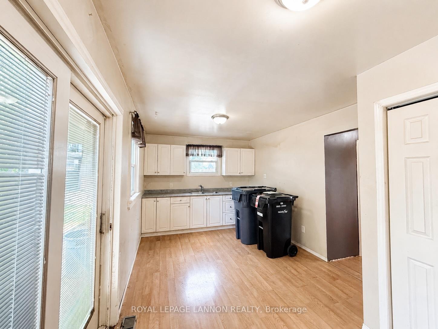 Photo 12 of 160 Bruce Street, Thunder Bay, Shuniah — HOMEH