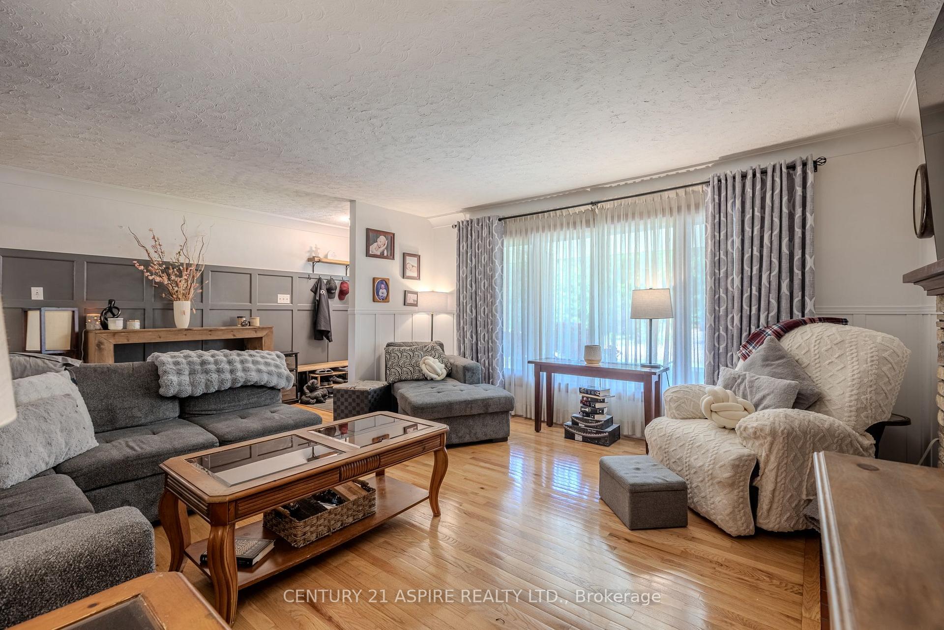 Photo 6 of 20 Kramer Avenue, Petawawa, Petawawa — HOMEH