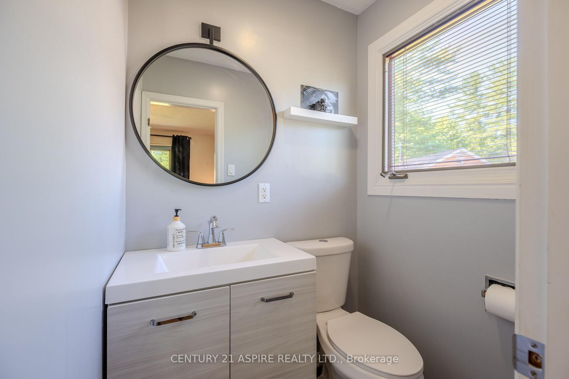 Photo 17 of 20 Kramer Avenue, Petawawa, Petawawa — HOMEH