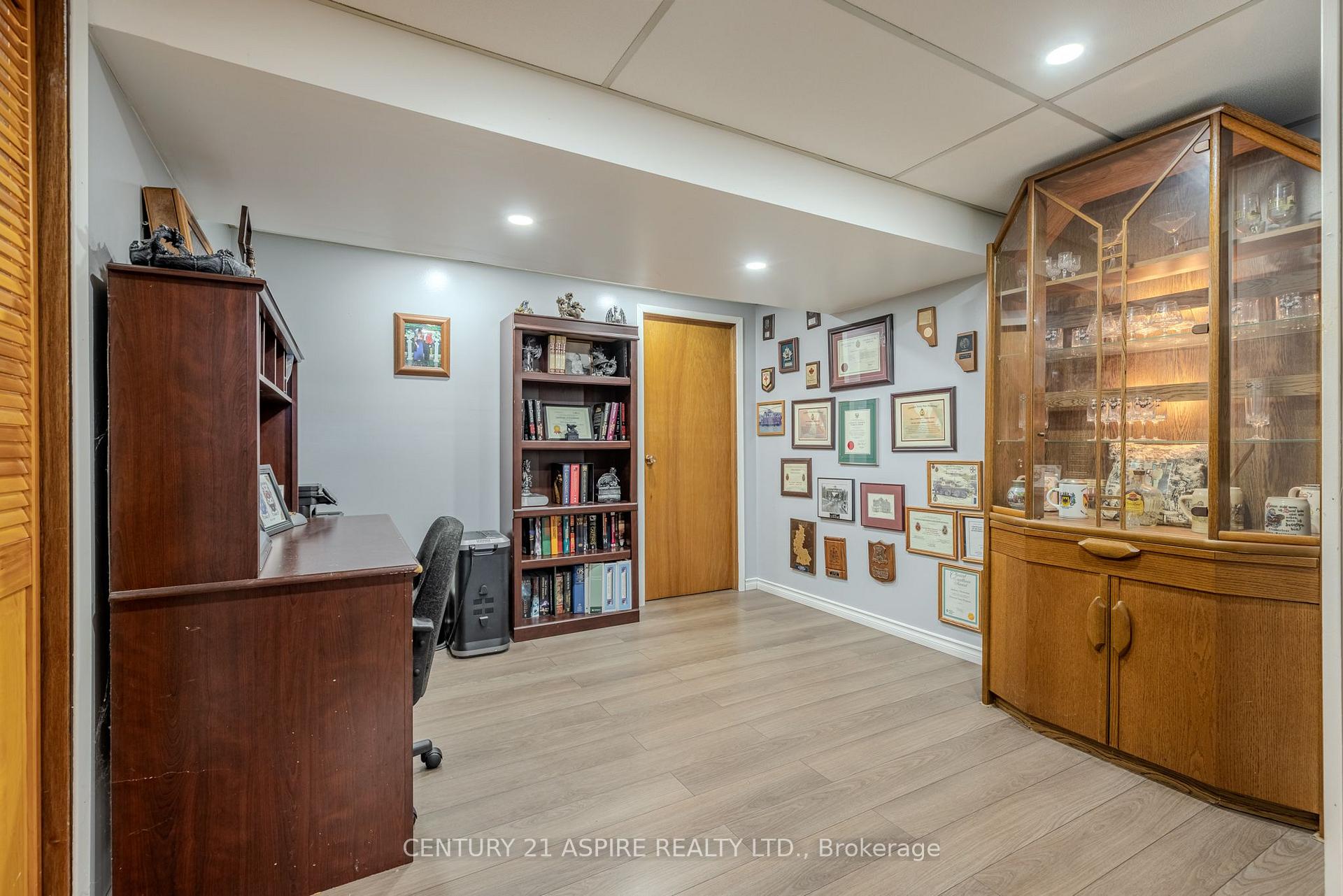 Photo 24 of 20 Kramer Avenue, Petawawa, Petawawa — HOMEH
