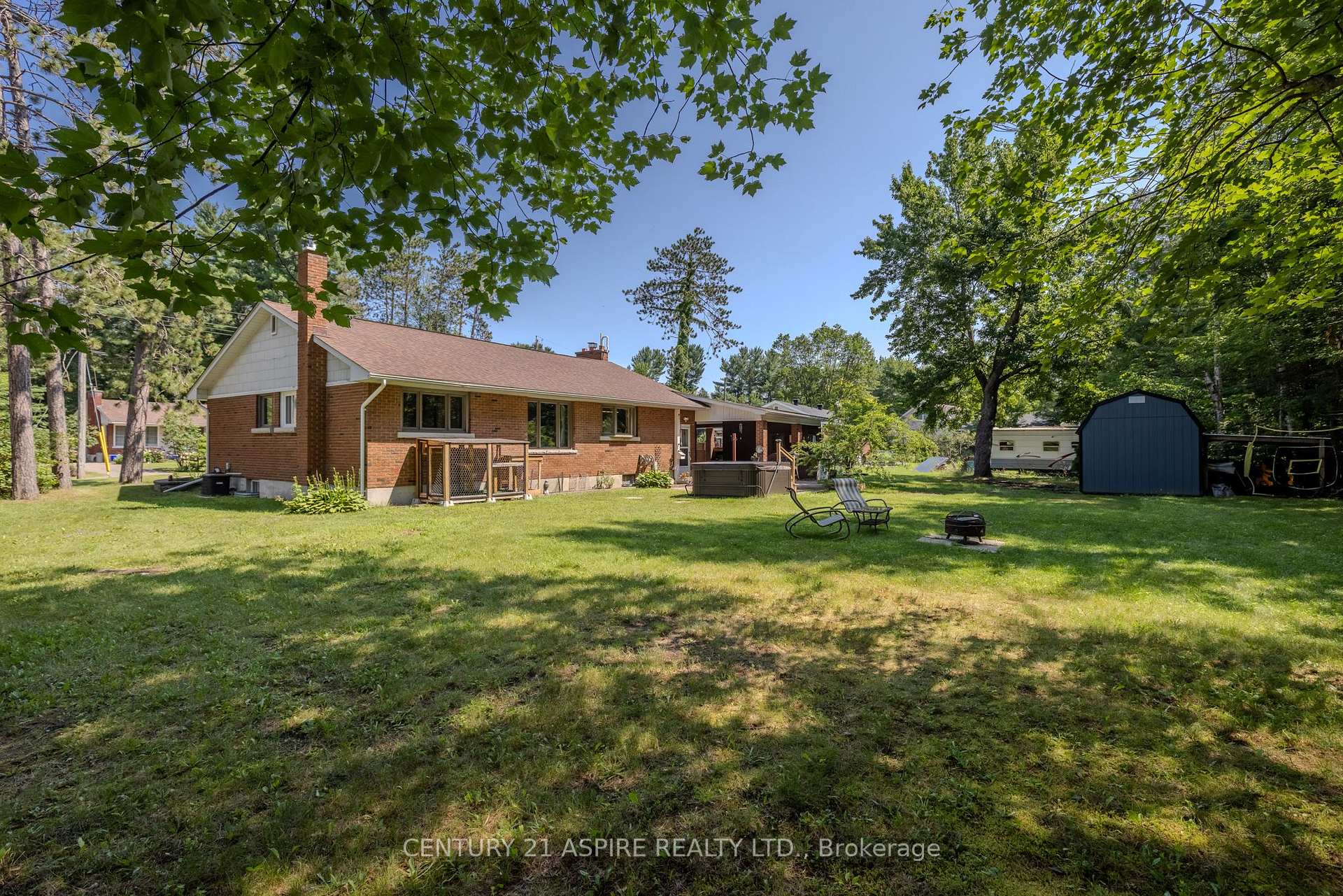 Photo 33 of 20 Kramer Avenue, Petawawa, Petawawa — HOMEH