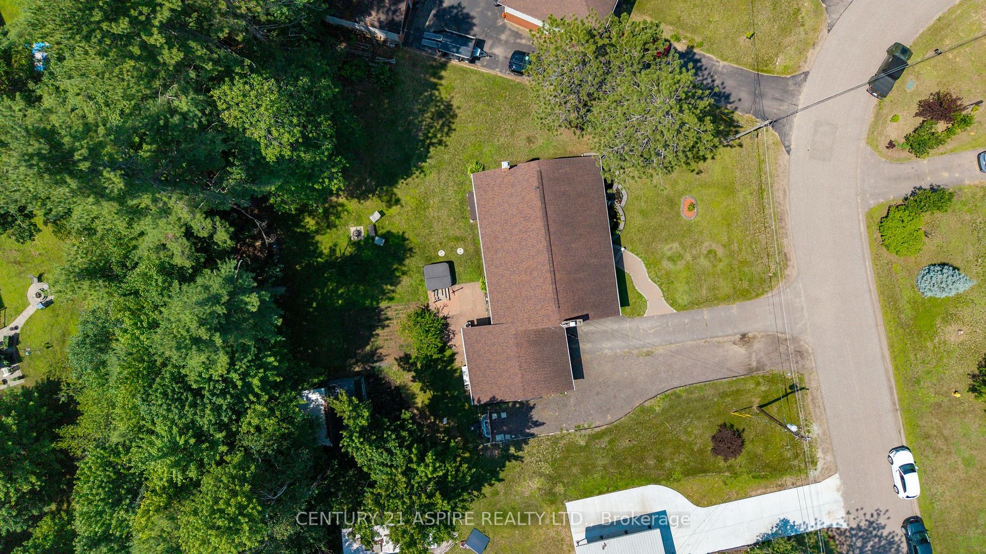 Photo 37 of 20 Kramer Avenue, Petawawa, Petawawa — HOMEH