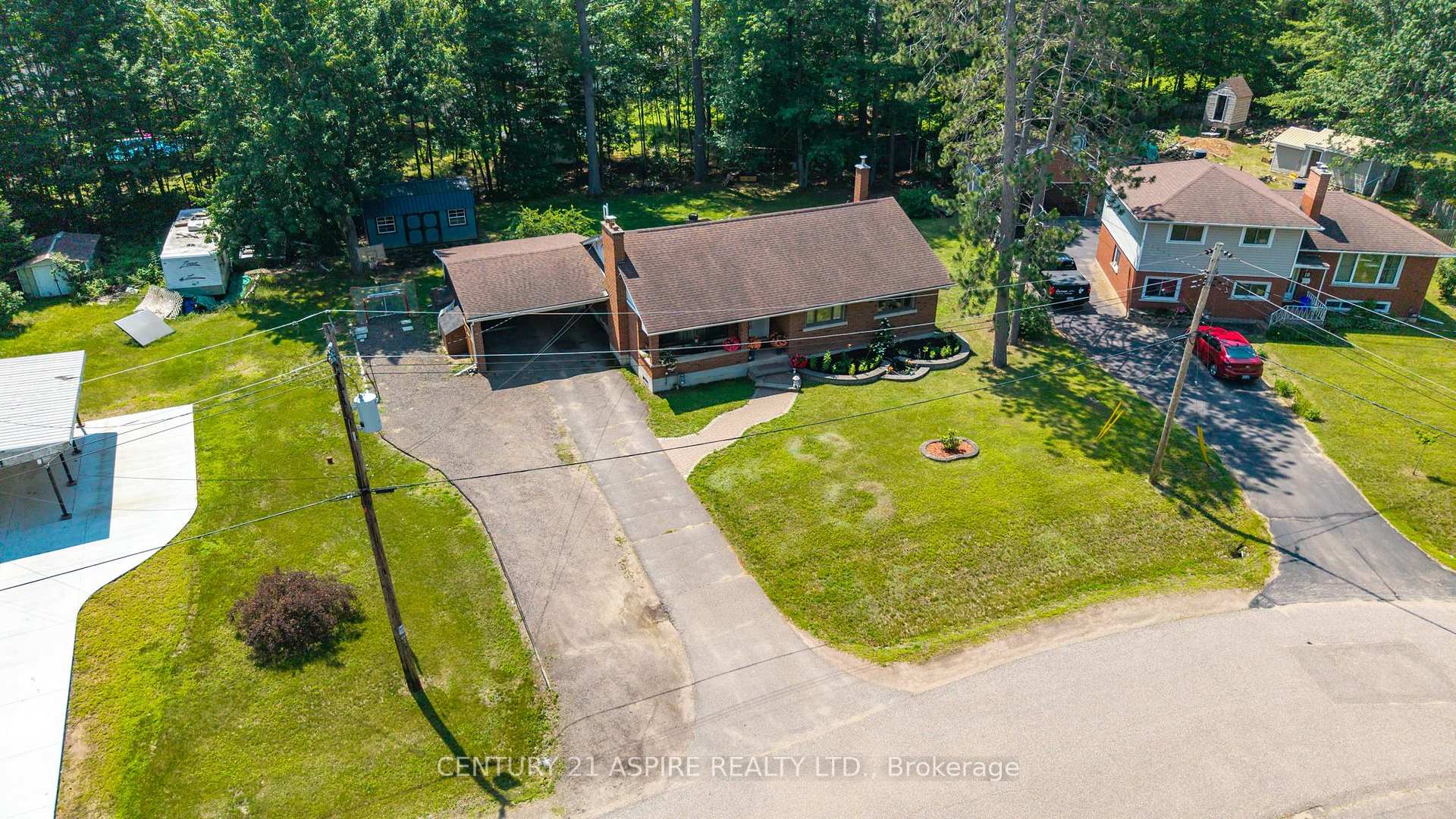 Photo 38 of 20 Kramer Avenue, Petawawa, Petawawa — HOMEH