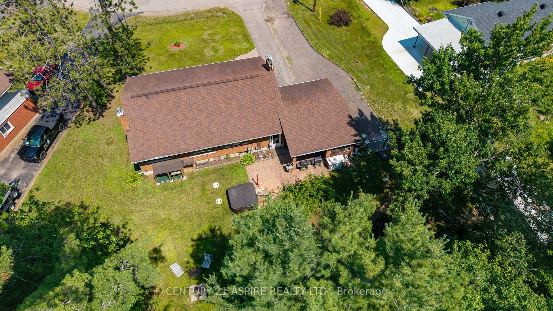 Photo 40 of 20 Kramer Avenue, Petawawa, Petawawa — HOMEH