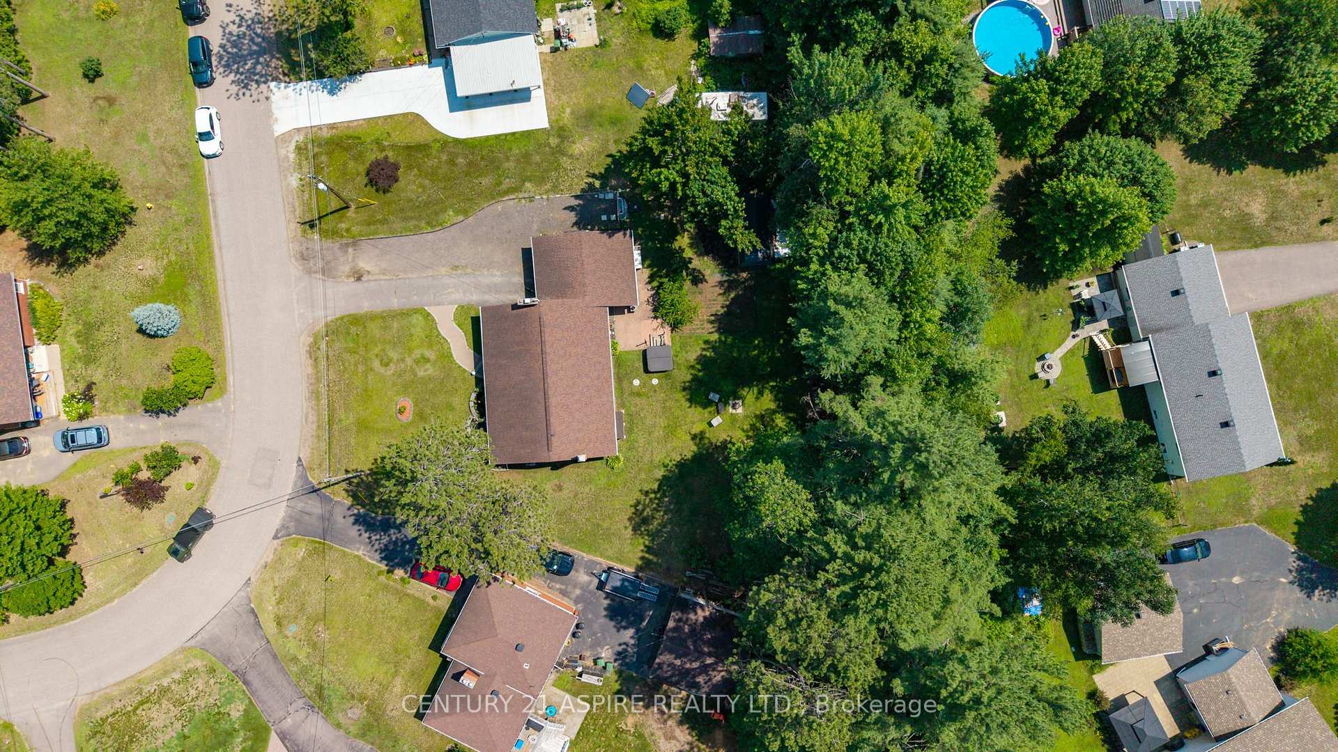 Photo 46 of 20 Kramer Avenue, Petawawa, Petawawa — HOMEH