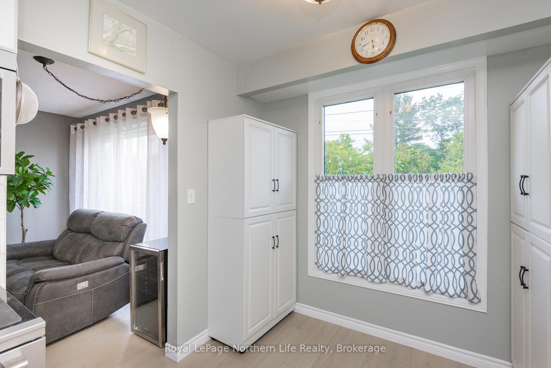 Photo 12 of 325 Gordon Drive, North Bay, Widdifield — HOMEH