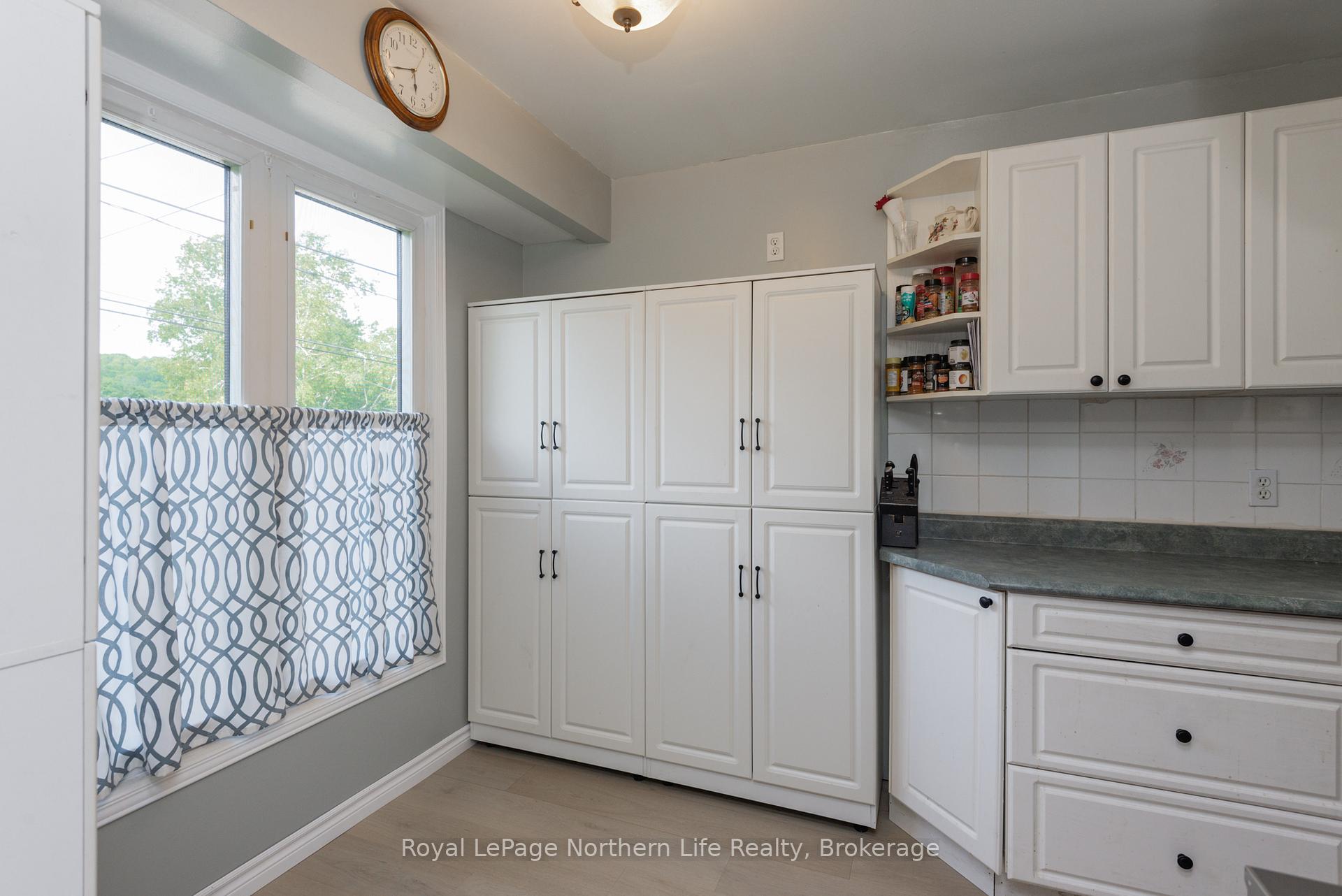 Photo 14 of 325 Gordon Drive, North Bay, Widdifield — HOMEH