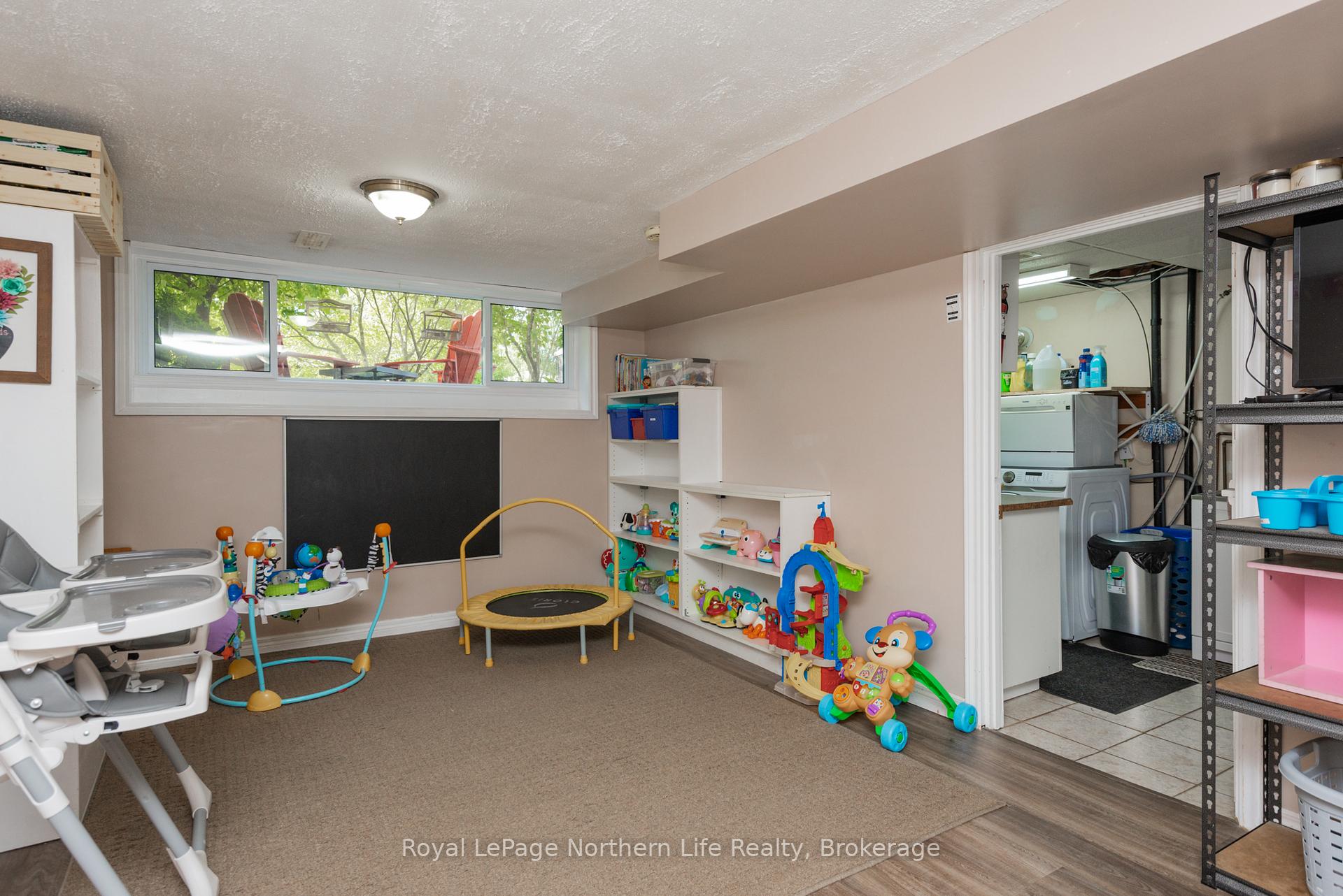 Photo 23 of 325 Gordon Drive, North Bay, Widdifield — HOMEH