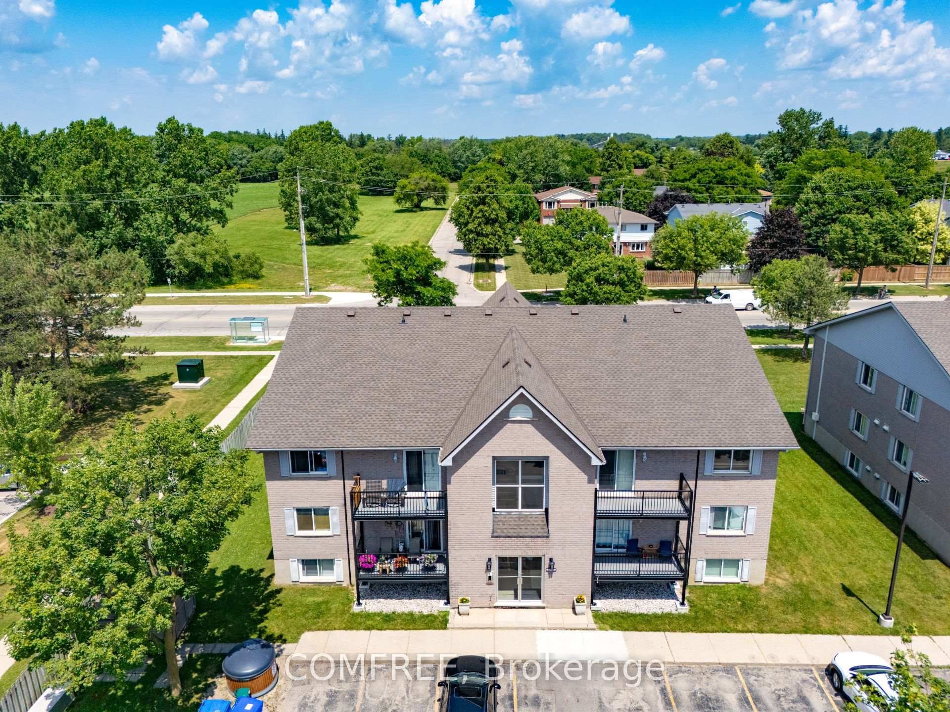 Photo of Unit 201, 50 Campbell Court