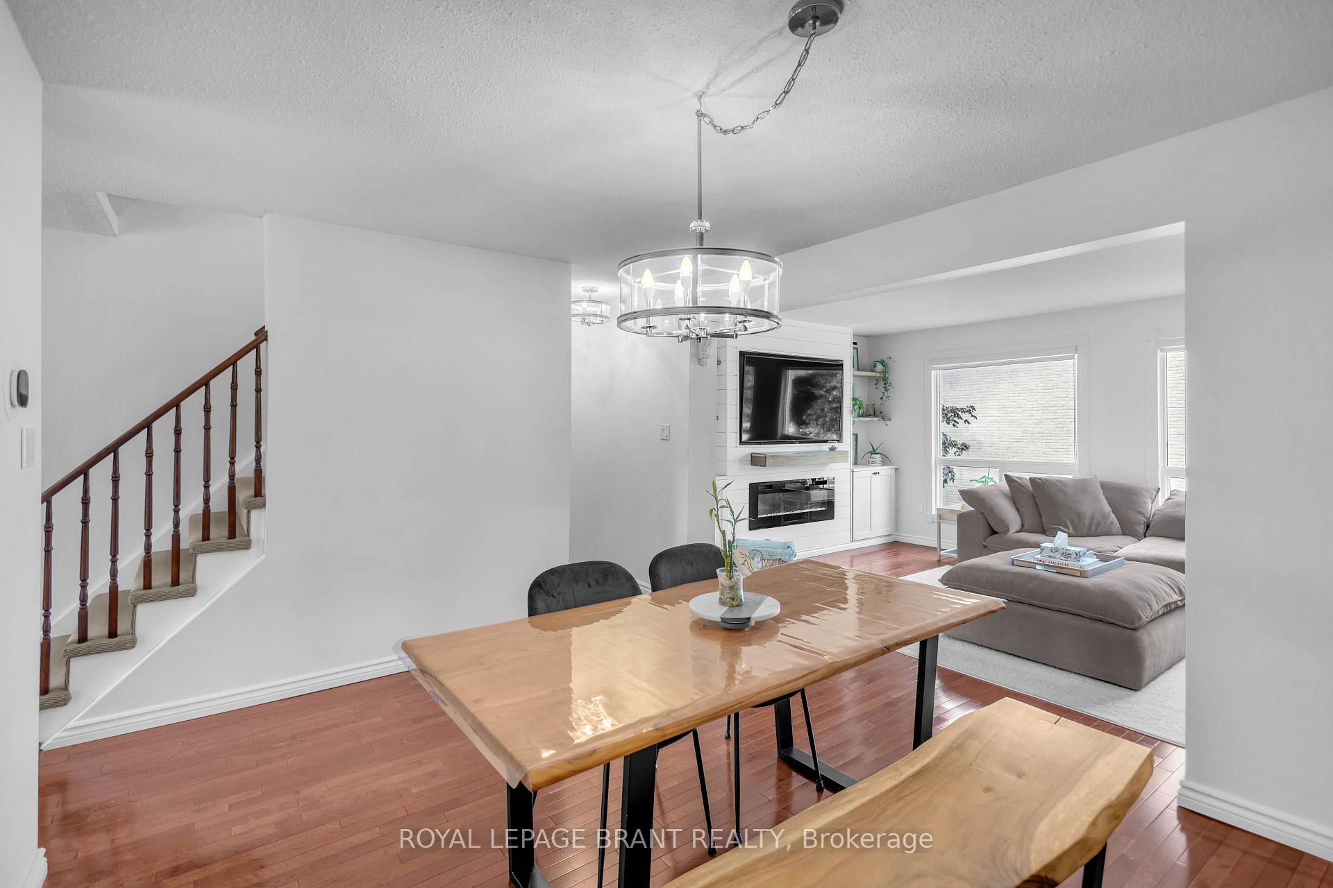 Photo 11 of Unit 22, 1155 Paramount Drive, Hamilton, Stoney Creek Mountain — HOMEH