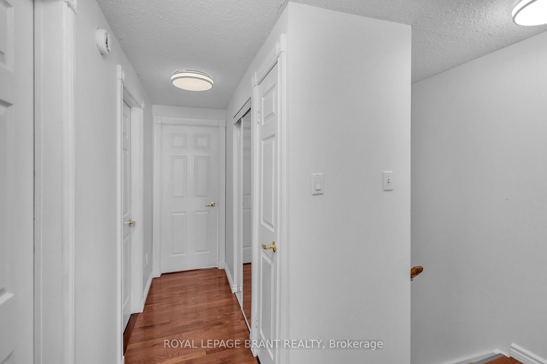 Photo 18 of Unit 22, 1155 Paramount Drive, Hamilton, Stoney Creek Mountain — HOMEH