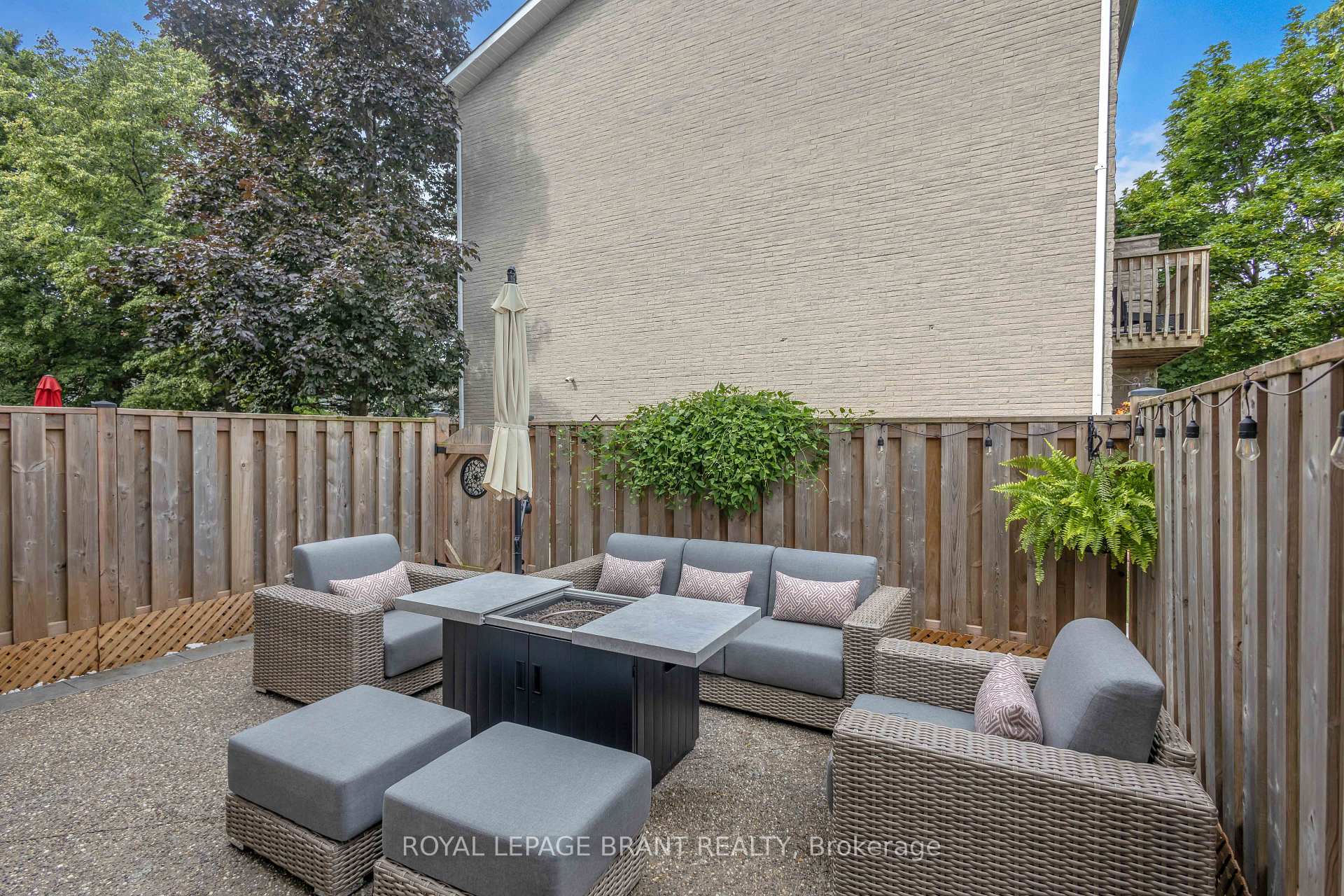 Photo 34 of Unit 22, 1155 Paramount Drive, Hamilton, Stoney Creek Mountain — HOMEH
