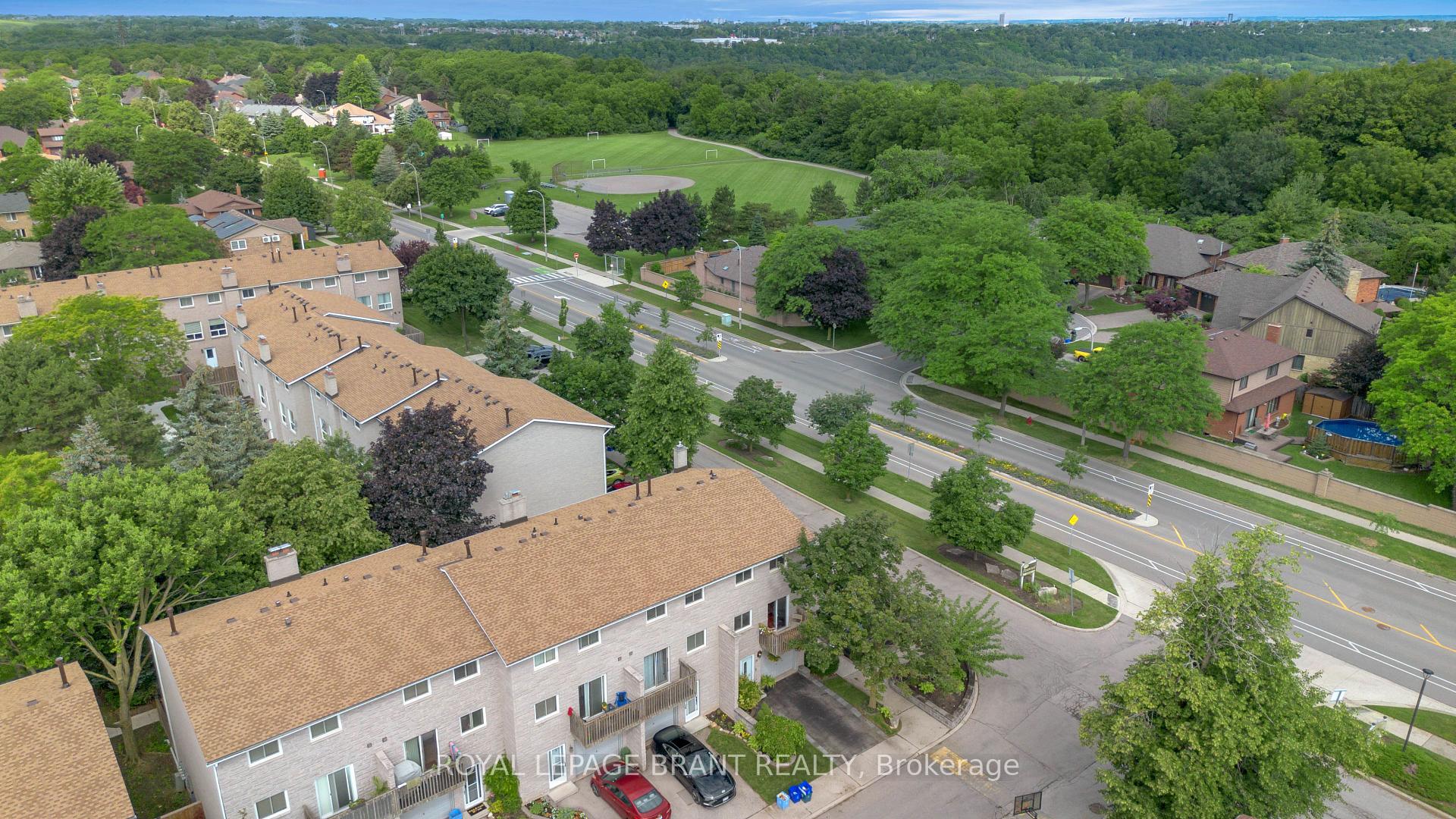 Photo 37 of Unit 22, 1155 Paramount Drive, Hamilton, Stoney Creek Mountain — HOMEH