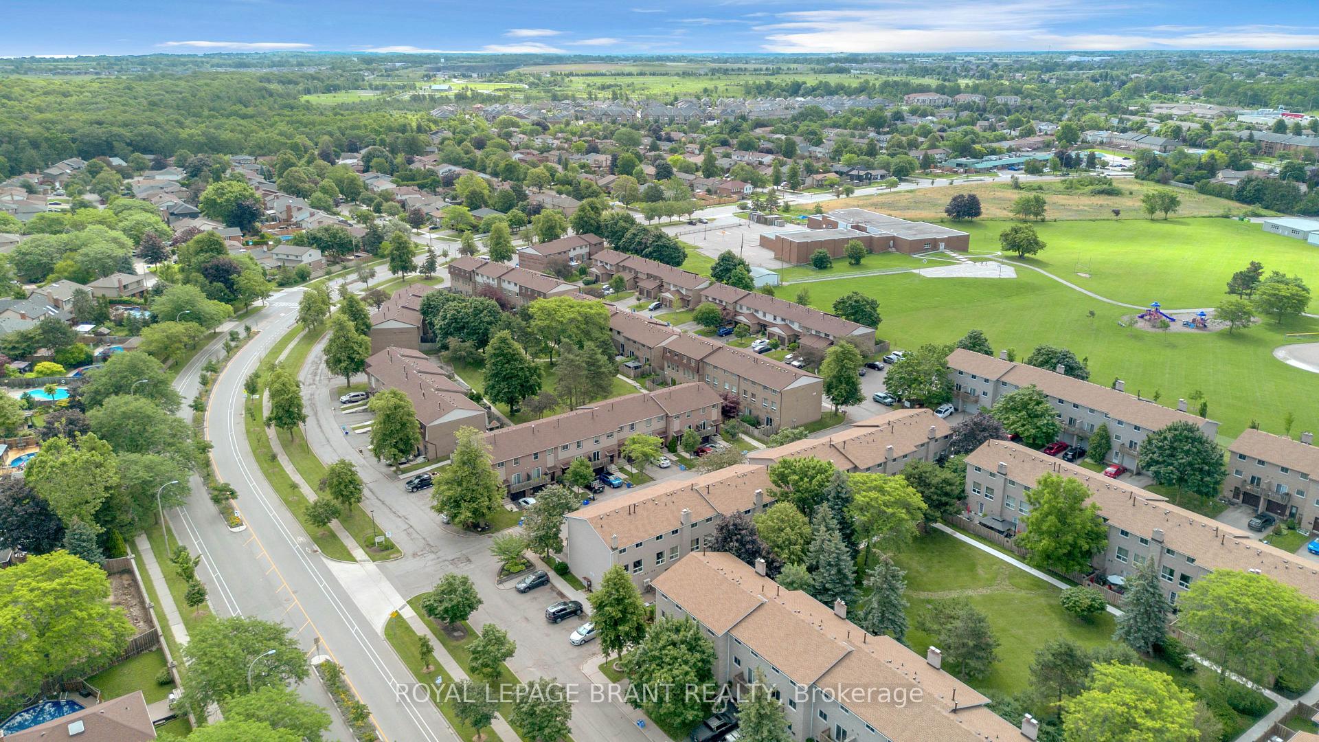 Photo 39 of Unit 22, 1155 Paramount Drive, Hamilton, Stoney Creek Mountain — HOMEH