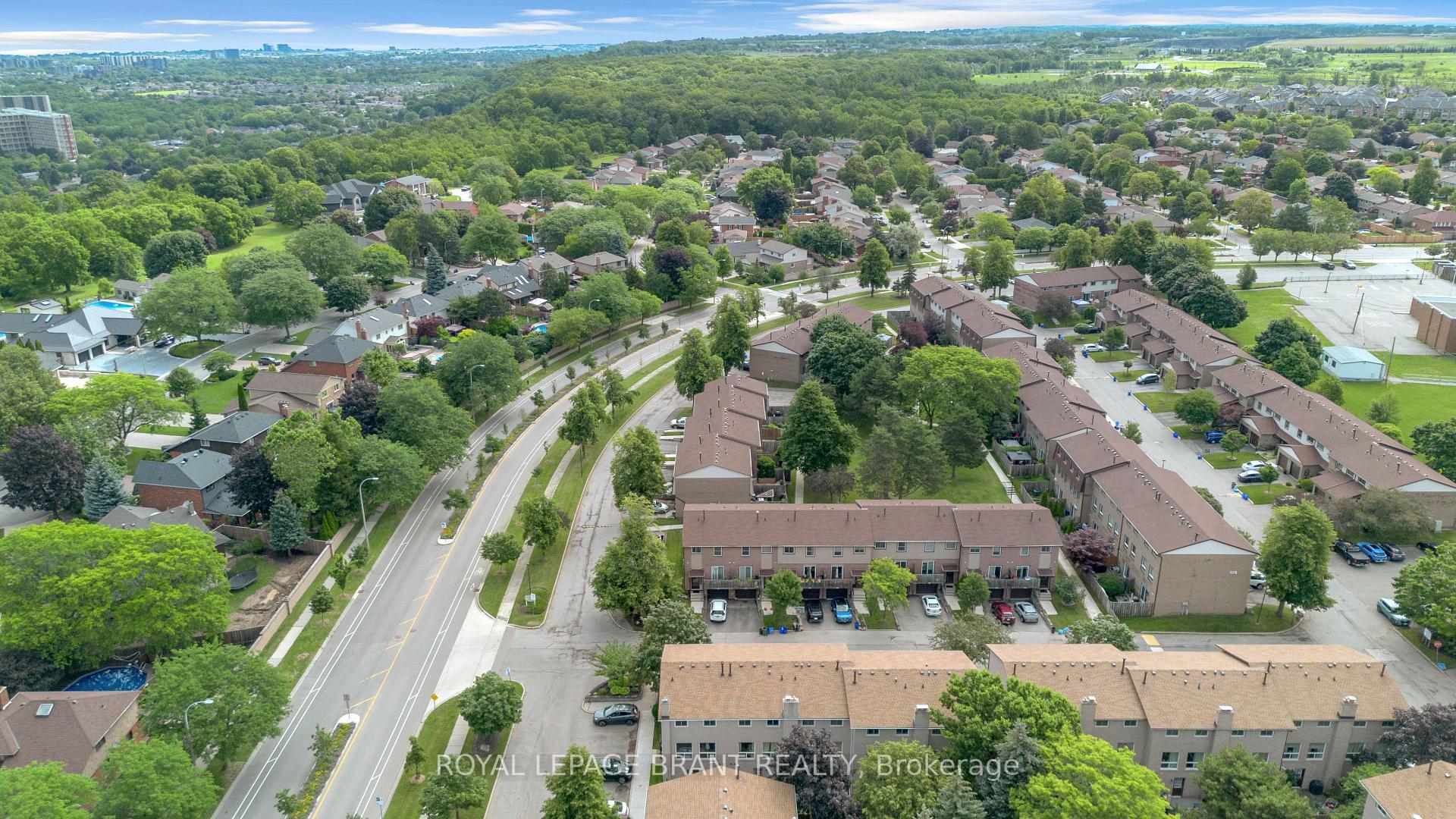 Photo 40 of Unit 22, 1155 Paramount Drive, Hamilton, Stoney Creek Mountain — HOMEH