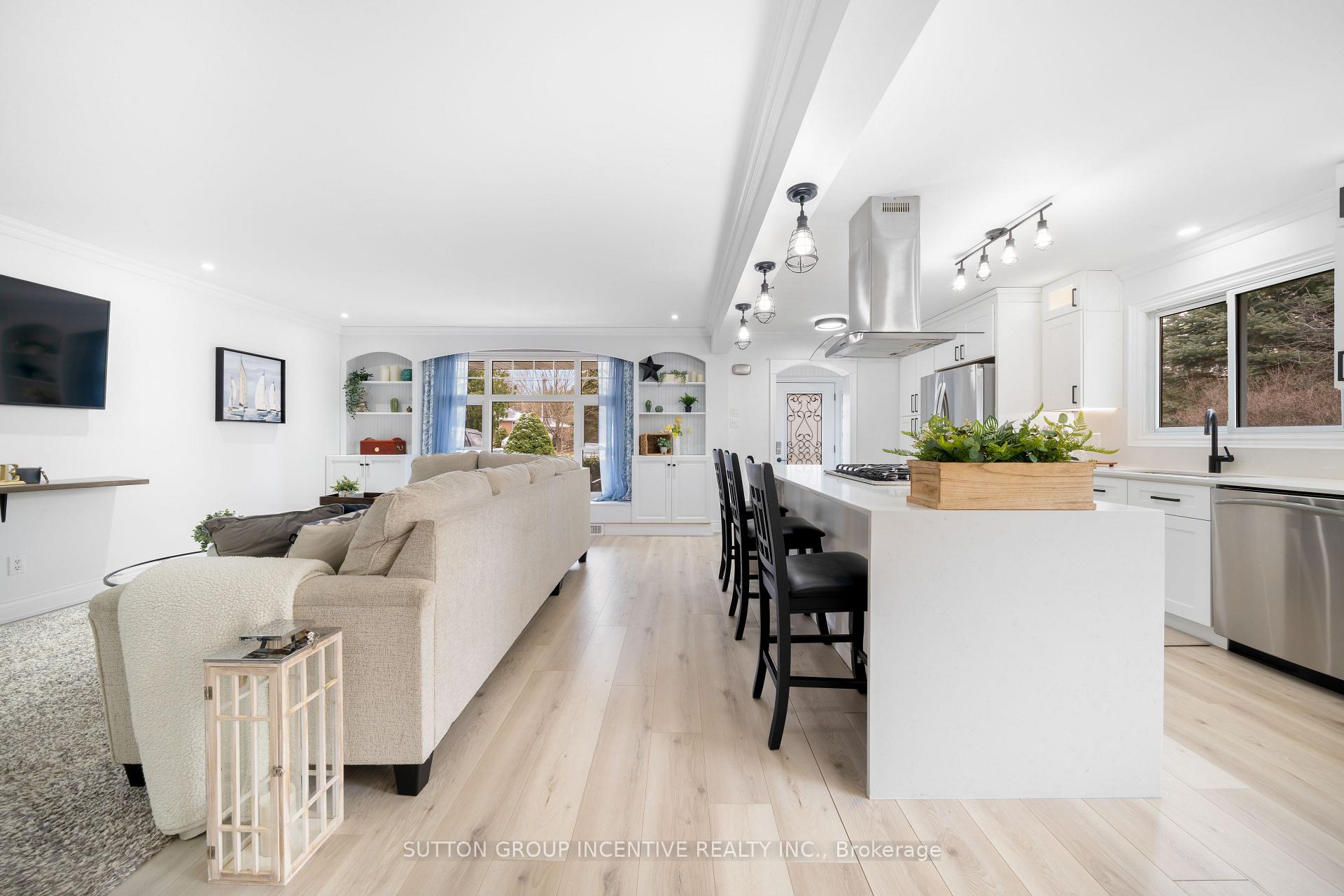 Photo 12 of 2035 Craig Road, Innisfil, Alcona — HOMEH