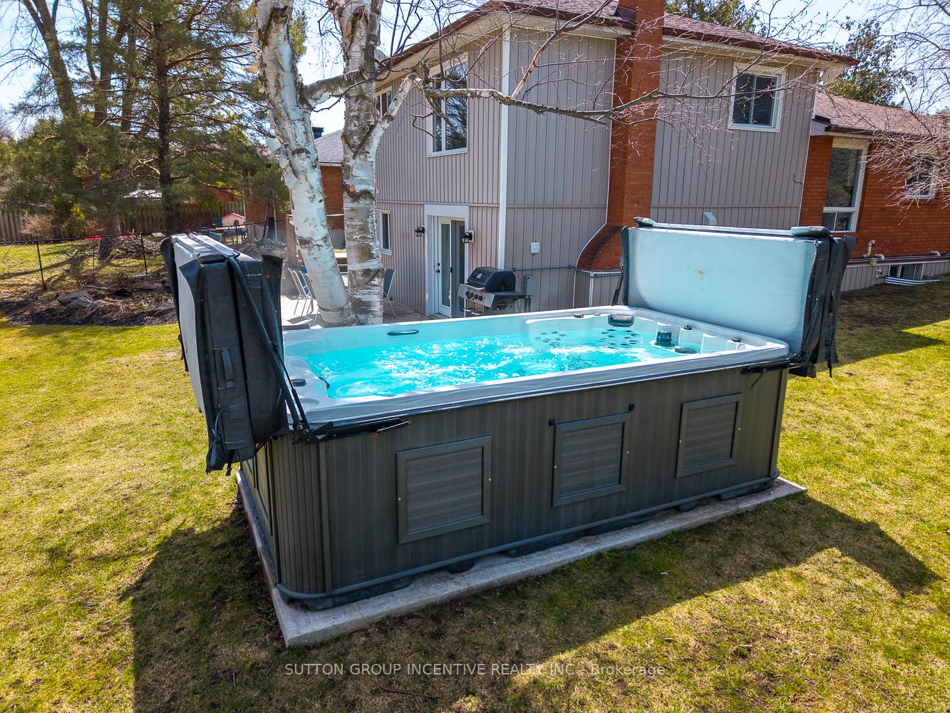 Photo 35 of 2035 Craig Road, Innisfil, Alcona — HOMEH