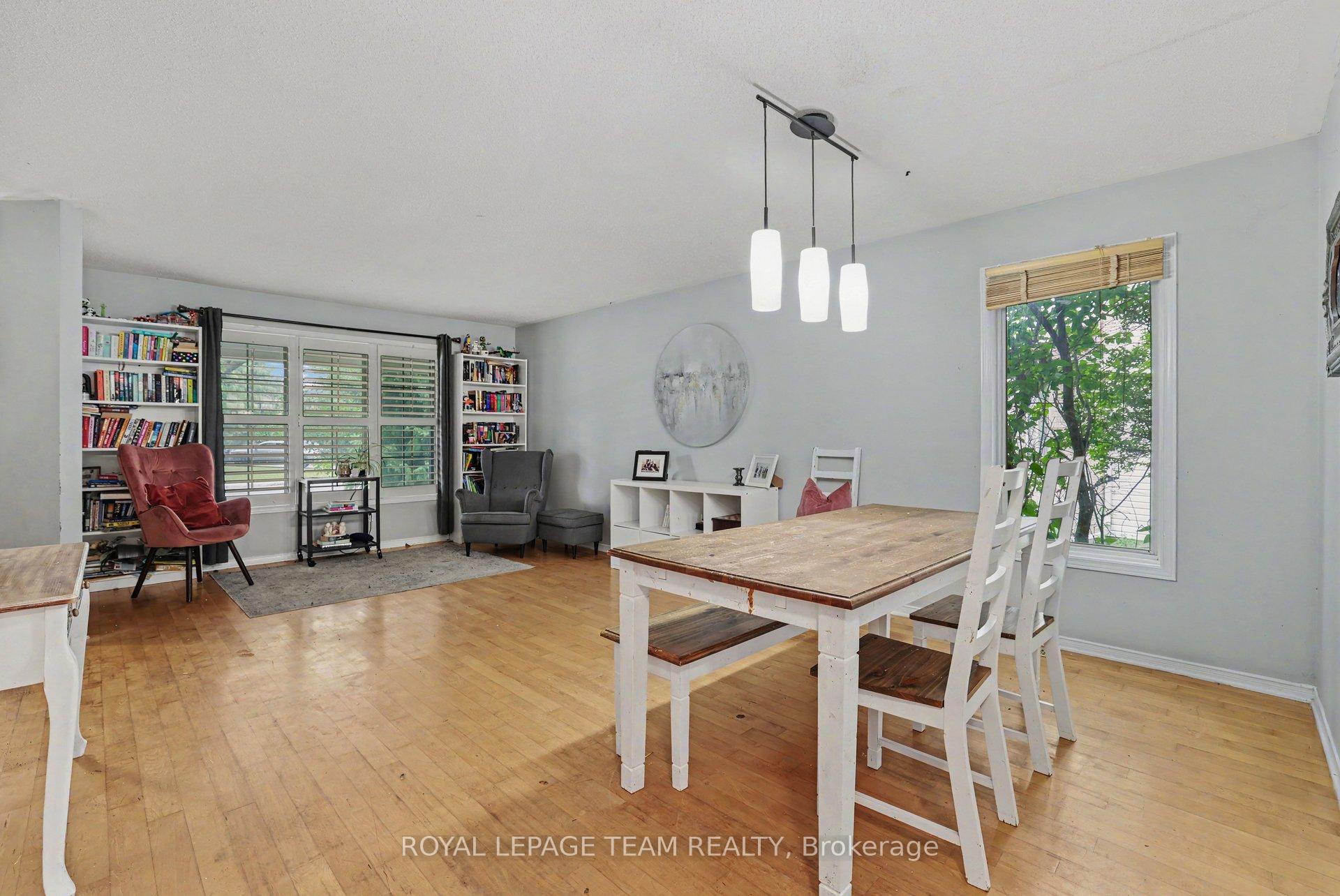 Photo 11 of 141 Grassy Plains Drive, Ottawa, Kanata - Emerald Meadows/Trailwest — HOMEH