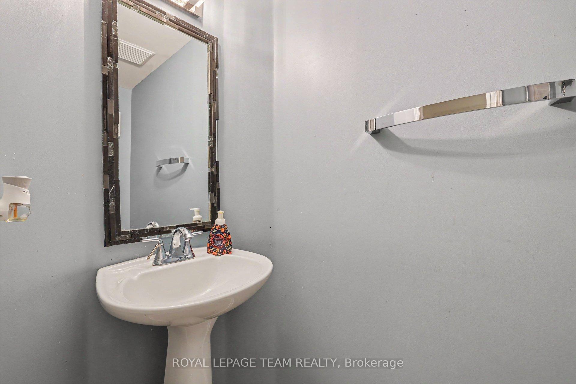 Photo 20 of 141 Grassy Plains Drive, Ottawa, Kanata - Emerald Meadows/Trailwest — HOMEH